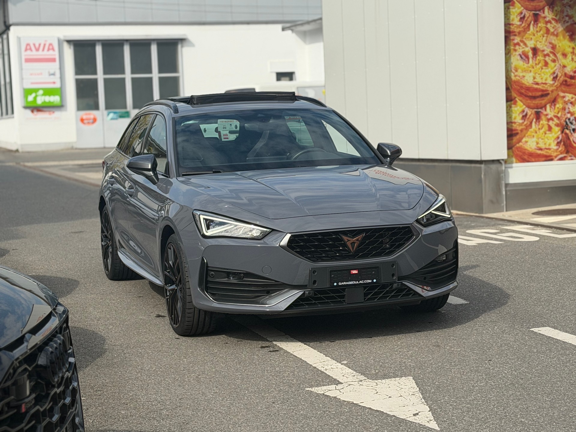 CUPRA LEON ST 1.4 e-HYBRID pHEV DSG-image-2