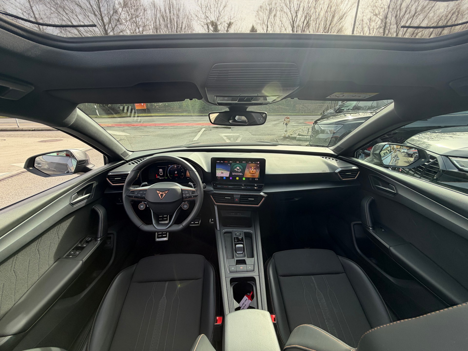 CUPRA LEON ST 1.4 e-HYBRID pHEV DSG-image-16