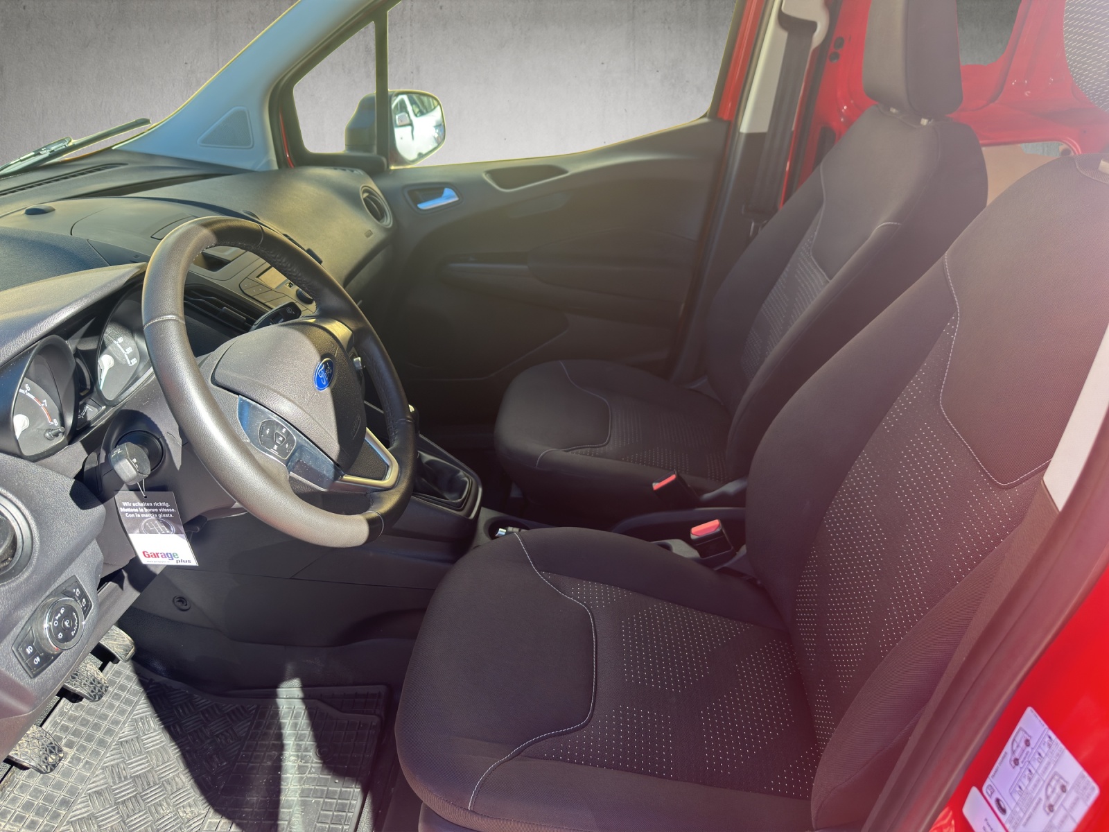FORD Transit Courier Van 1.0 EcoBoost Trend-image-7