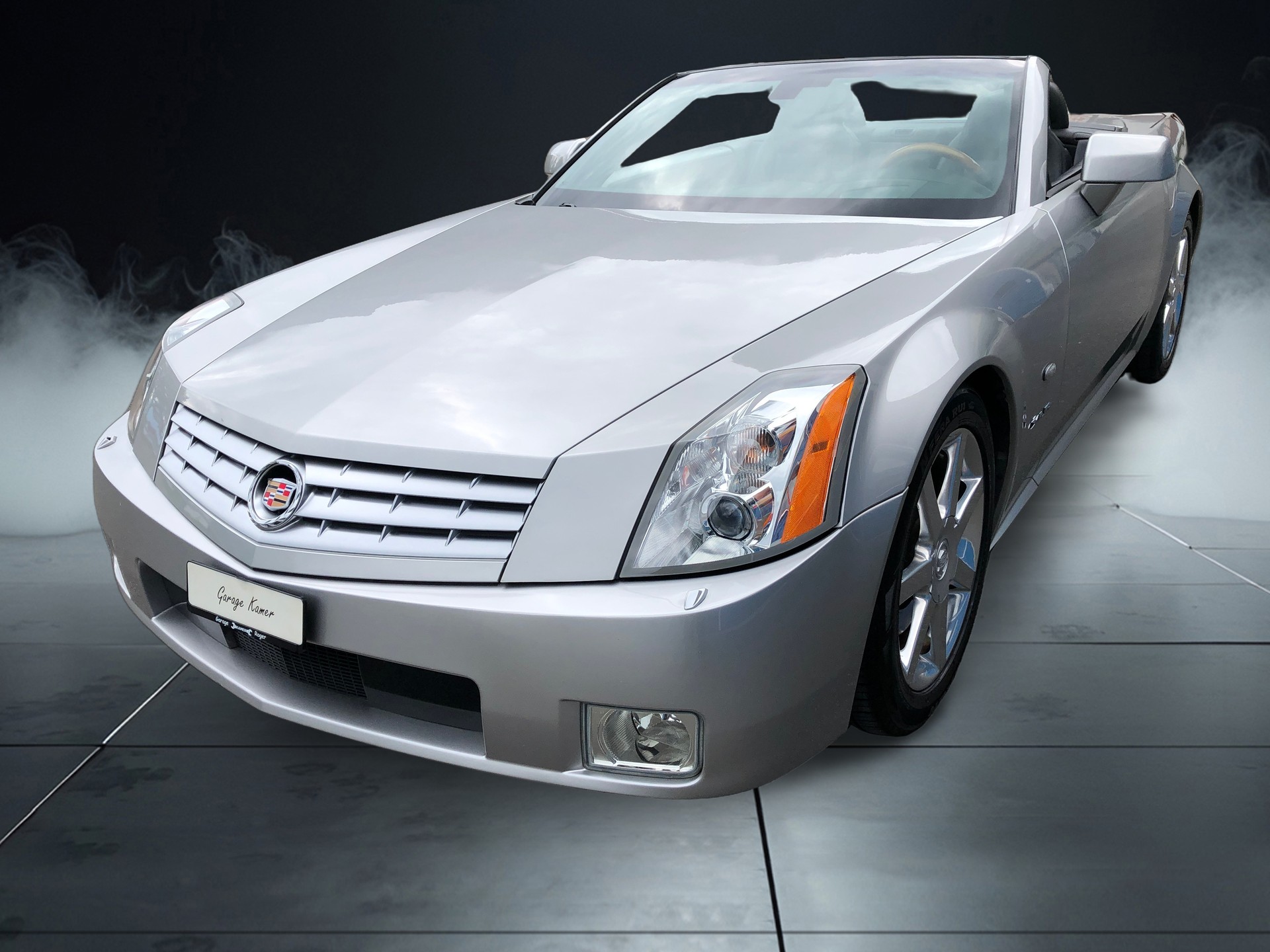 CADILLAC XLR 4.6 32V-showroom-element-1