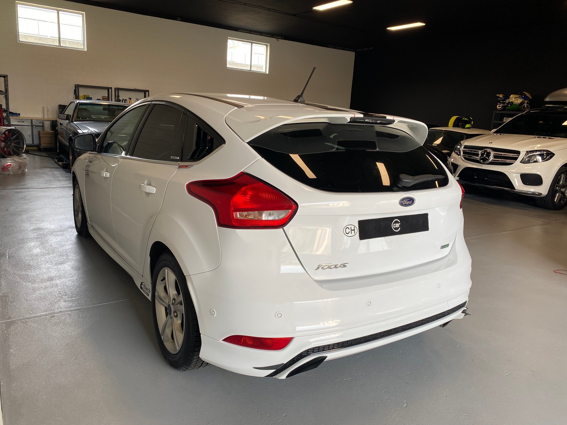 FORD Focus 1.5 SCTi ST Line-image-5