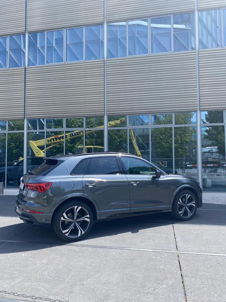 AUDI Q3 35 TFSI S-tronic-image-1