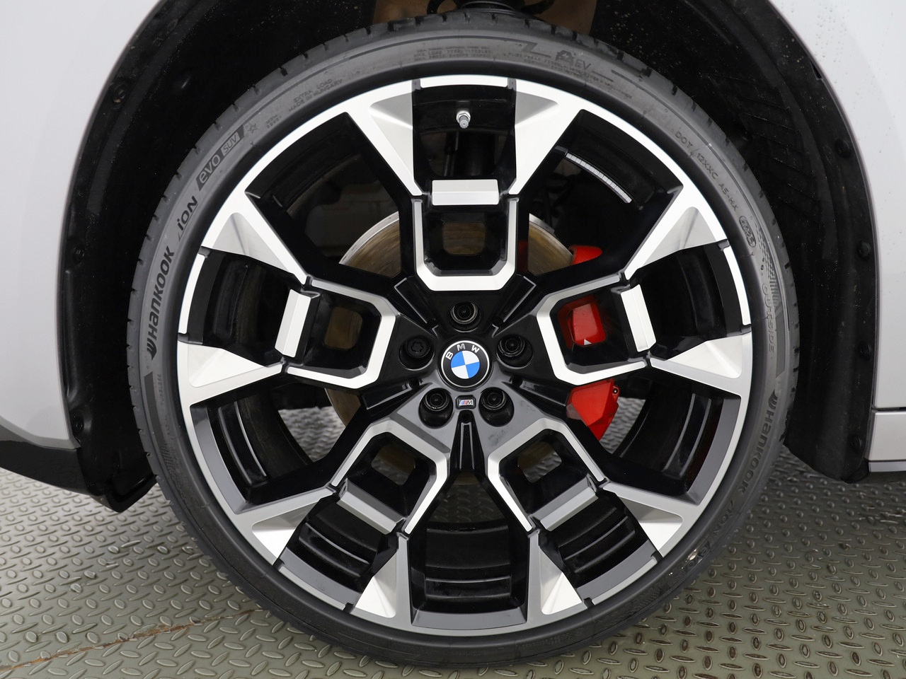 BMW iX3 50 xDrive M Sport Pro-image-7