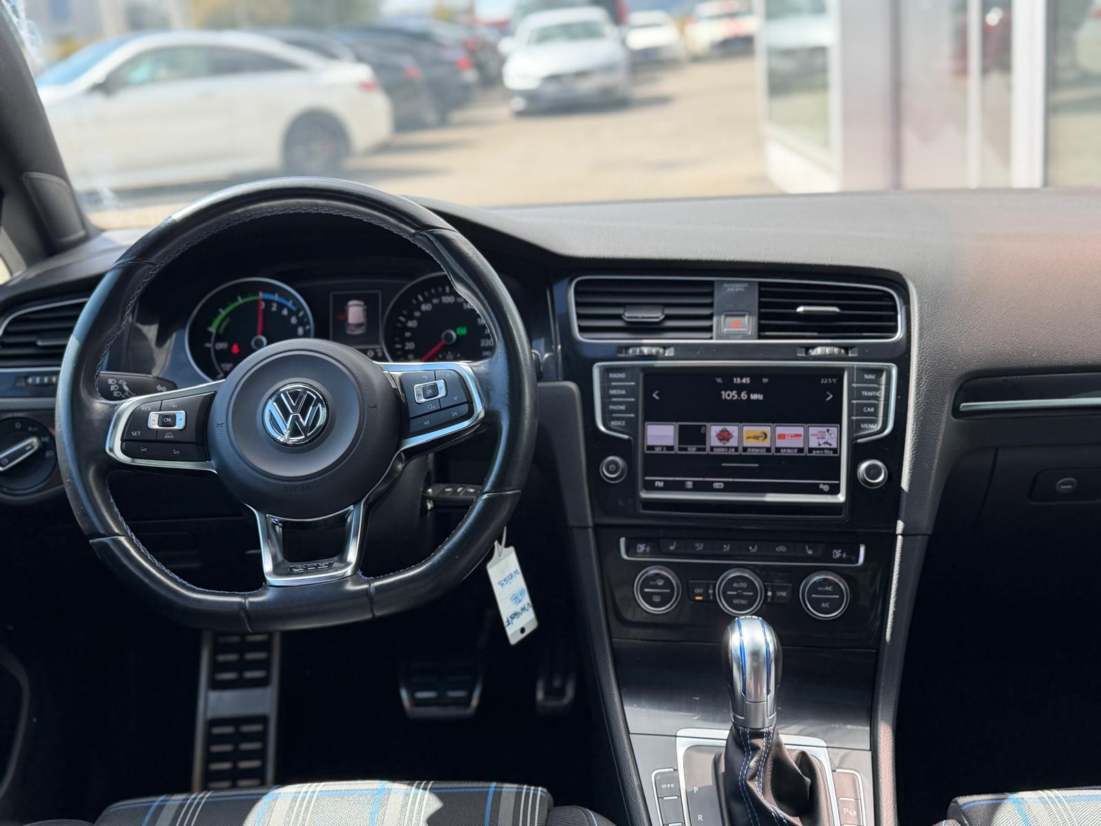 VW Golf 1.4 TSI GTE DSG-image-7