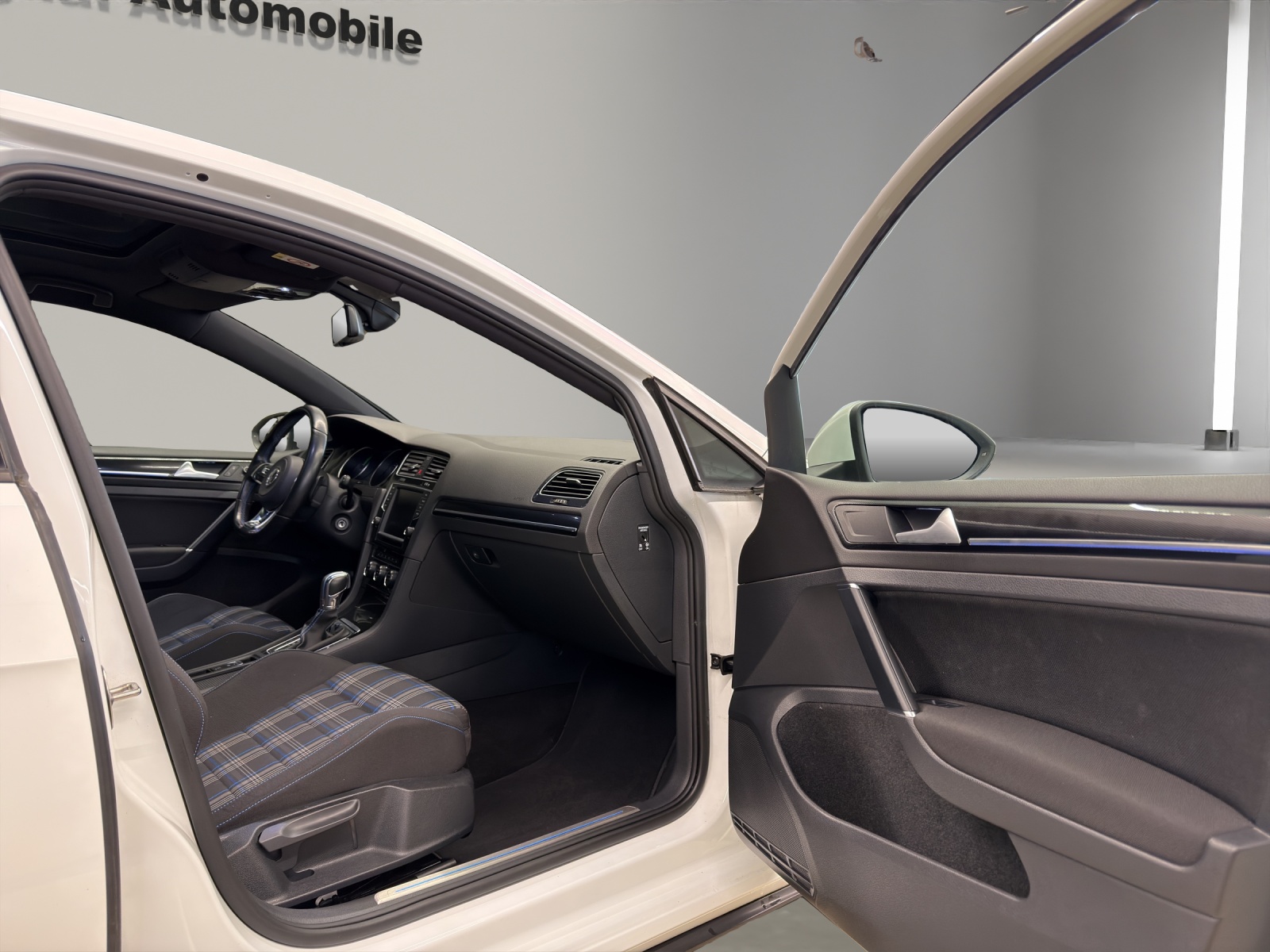 VW Golf 1.4 TSI GTE DSG-image-13