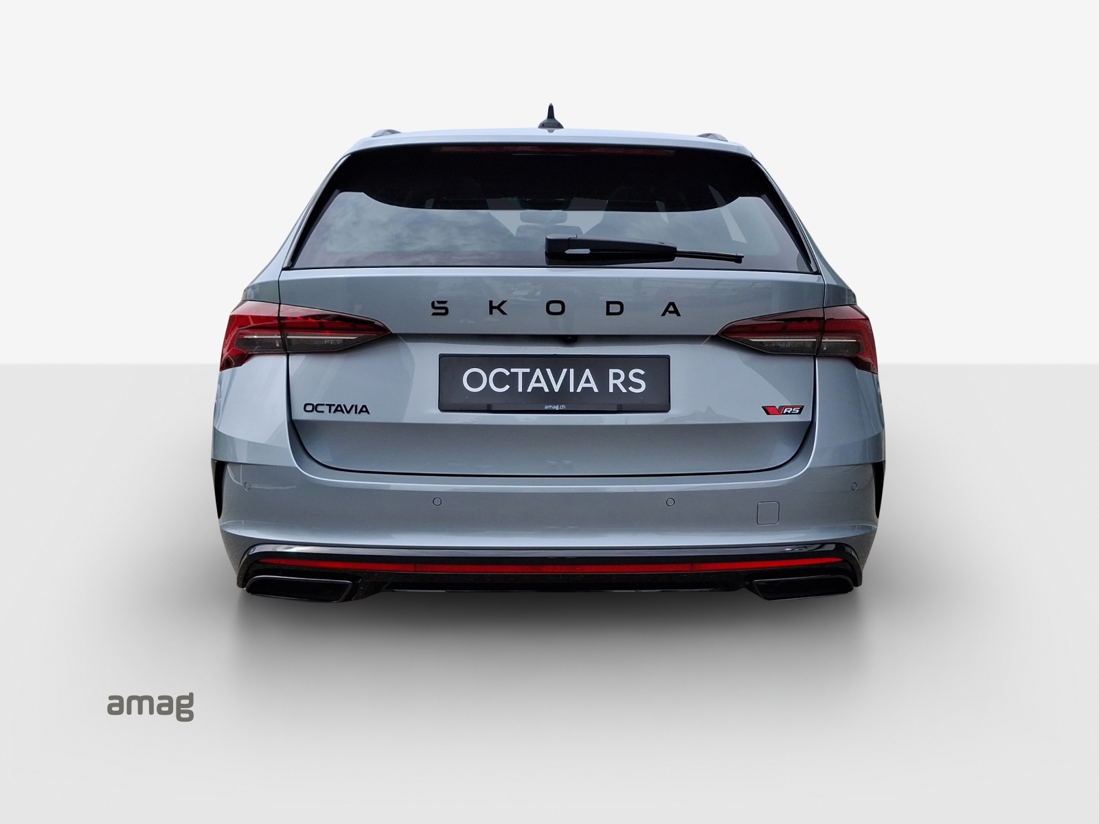SKODA Octavia Combi 2.0 TSI DSG RS-image-3