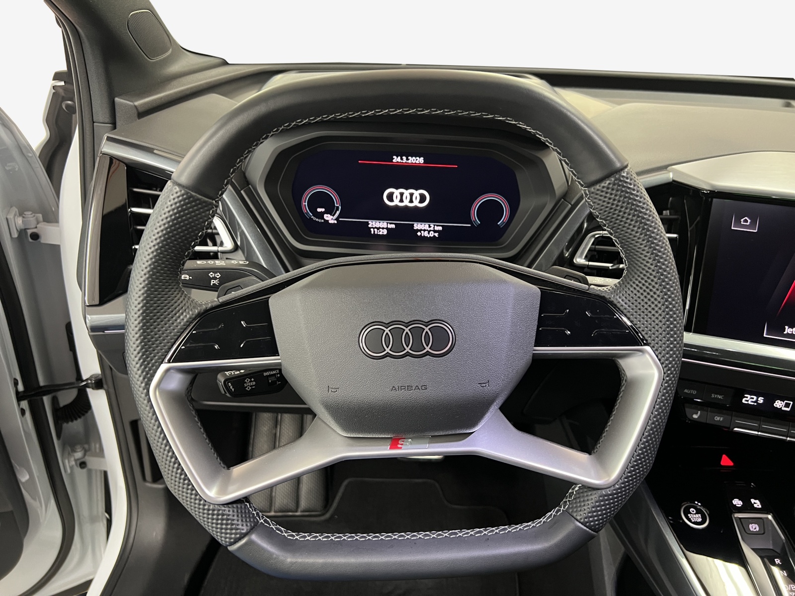 AUDI Q4 Sportback e-tron 45 Attraction quattro-image-10