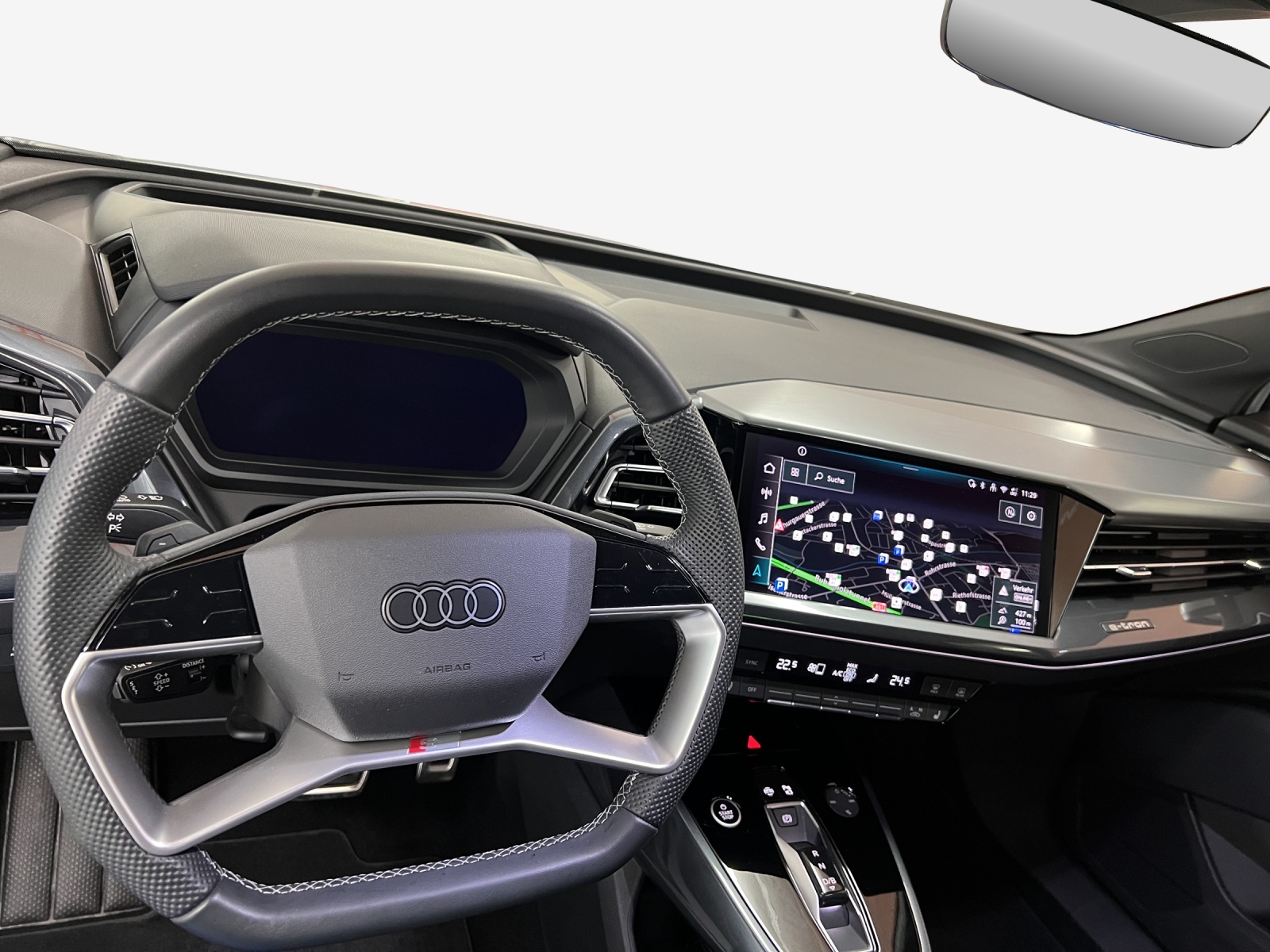 AUDI Q4 Sportback e-tron 45 Attraction quattro-image-9