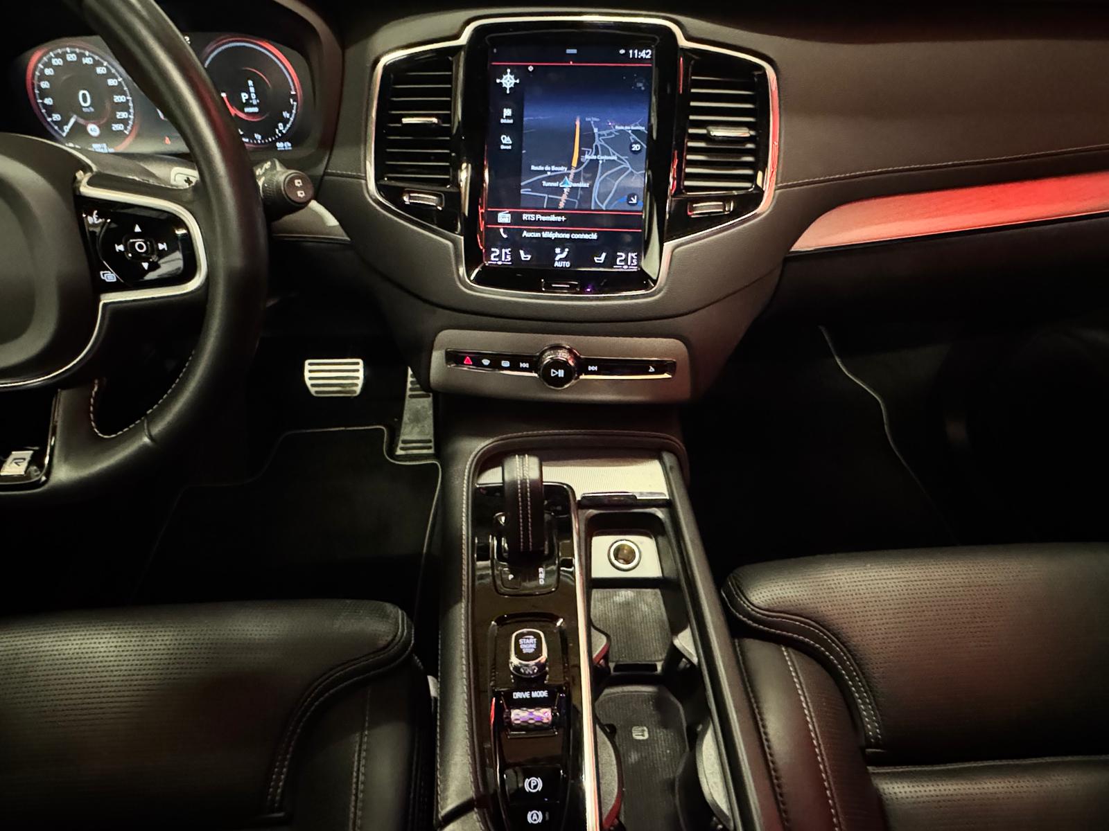 VOLVO XC90 T8 eAWD R-Design Geartronic-image-27