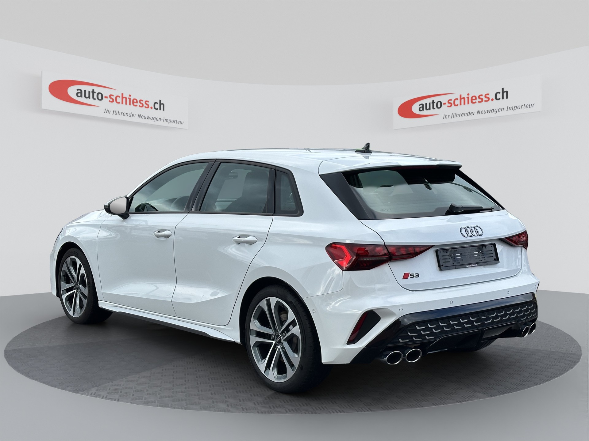 AUDI S3 Sportback TFSI quattro S-tronic-image-2