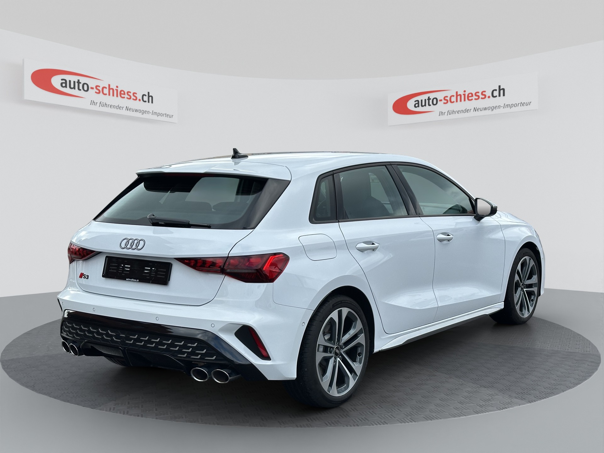 AUDI S3 Sportback TFSI quattro S-tronic-image-4