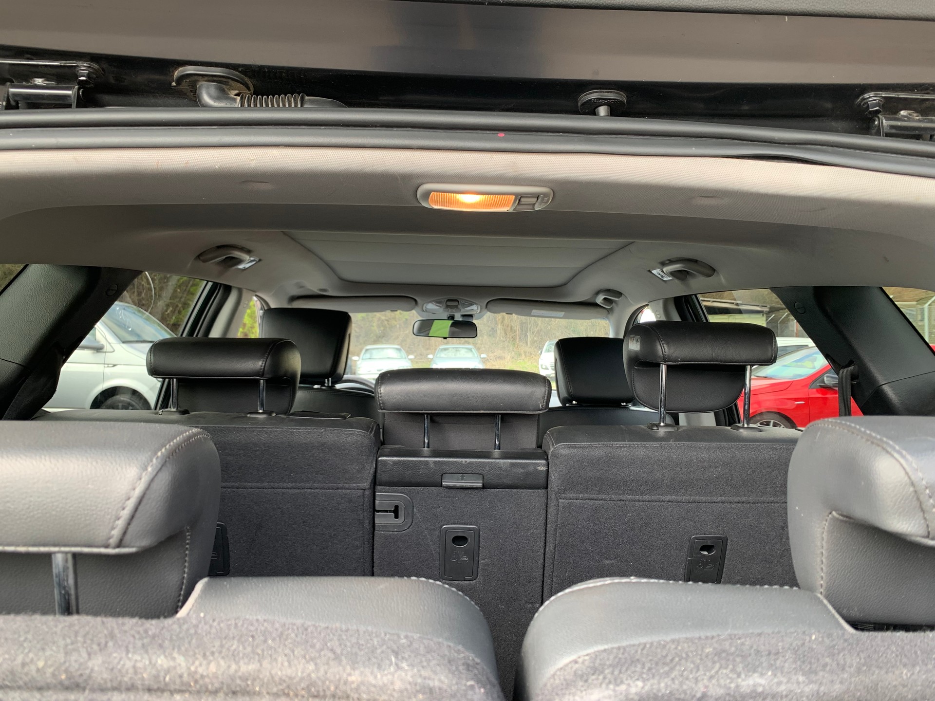 HYUNDAI Santa Fe 2.2 CRDI Premium 4WD Automatic-image-21