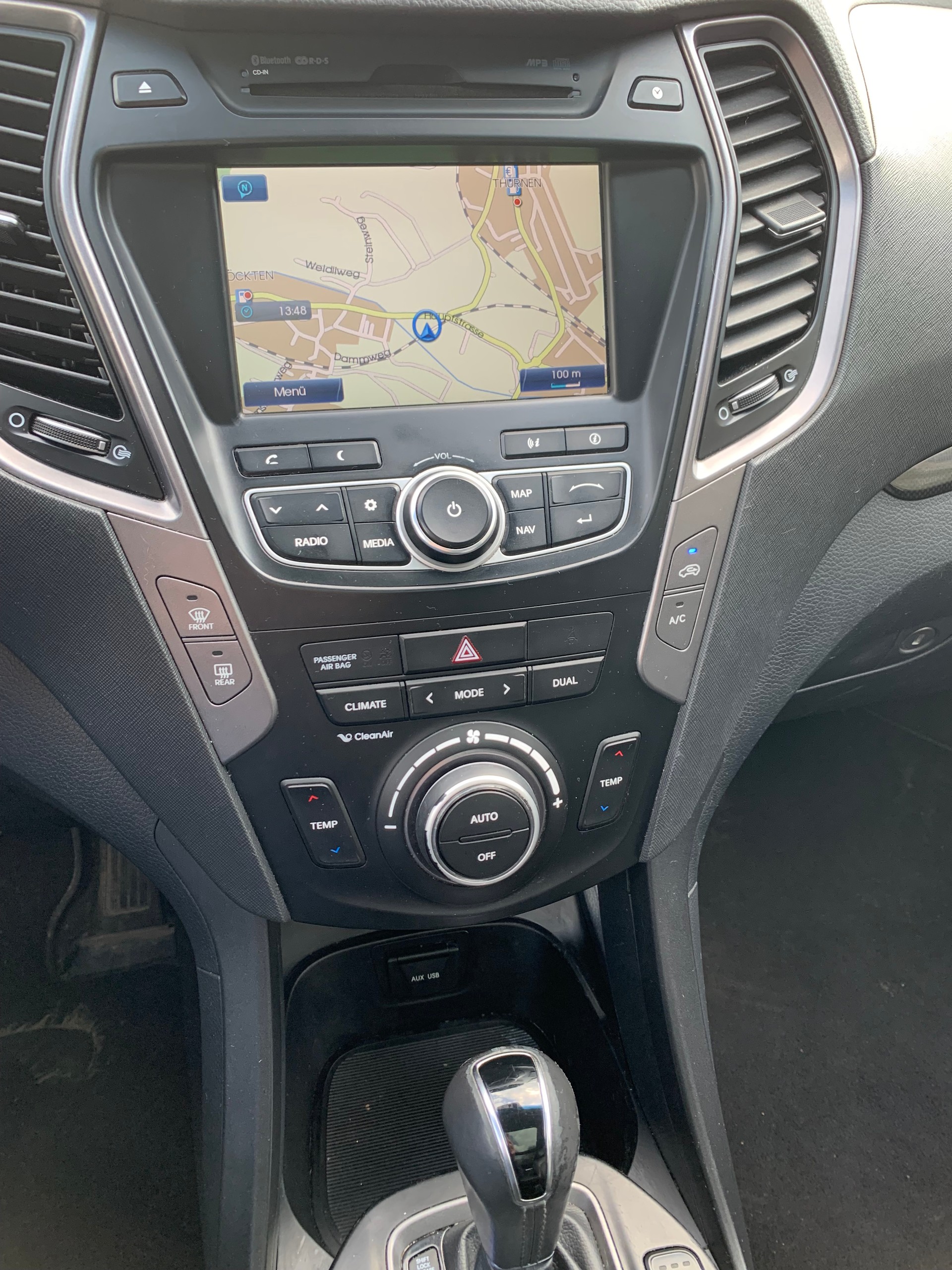 HYUNDAI Santa Fe 2.2 CRDI Premium 4WD Automatic-image-10