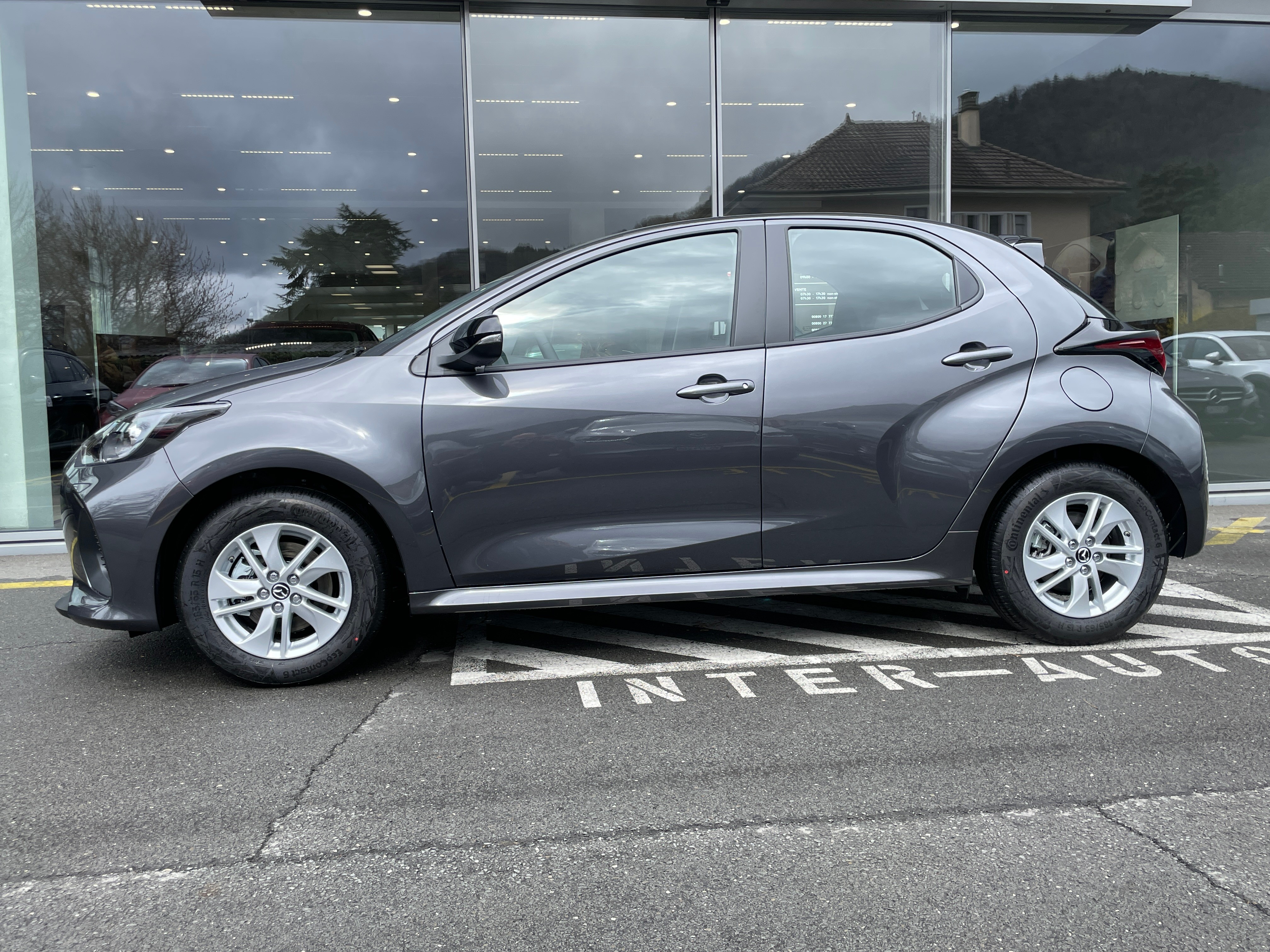 Image MAZDA 2 2 Hybrid Centre-line