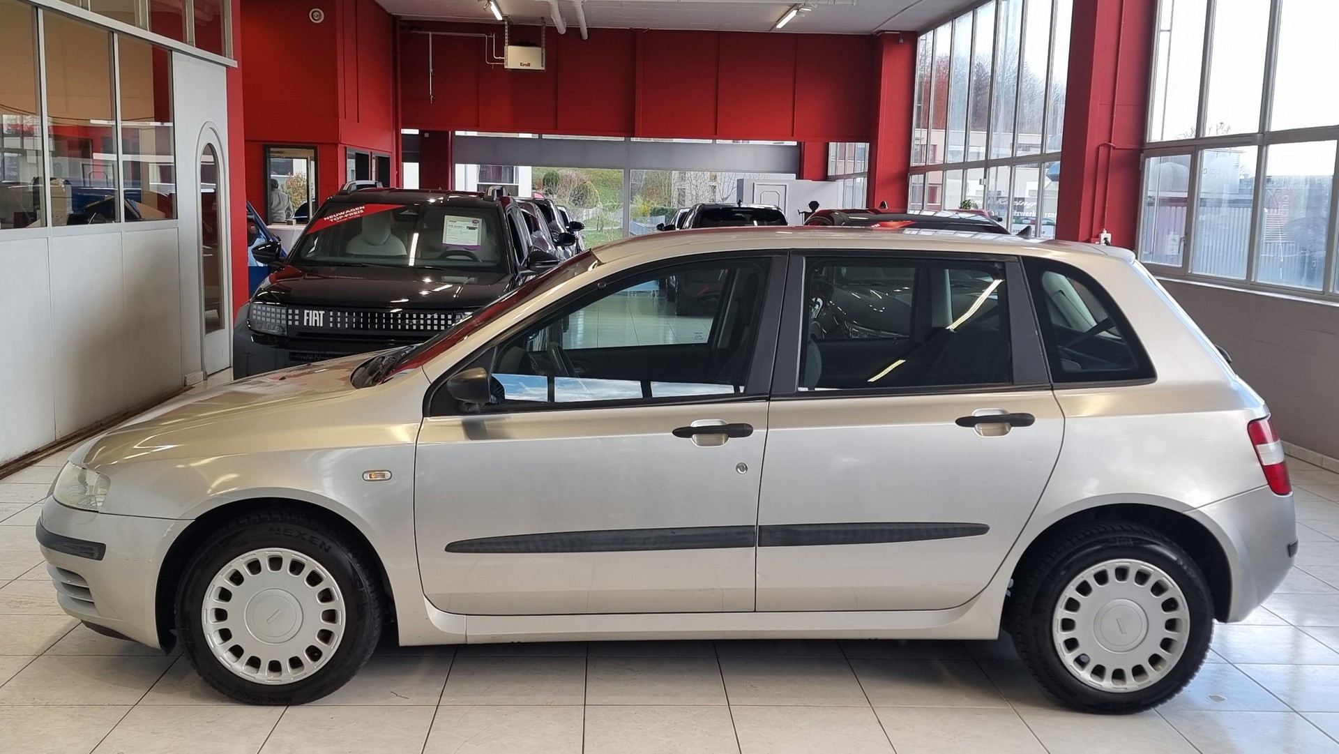 FIAT Stilo 1.6 16V Swiss-showroom-element-2