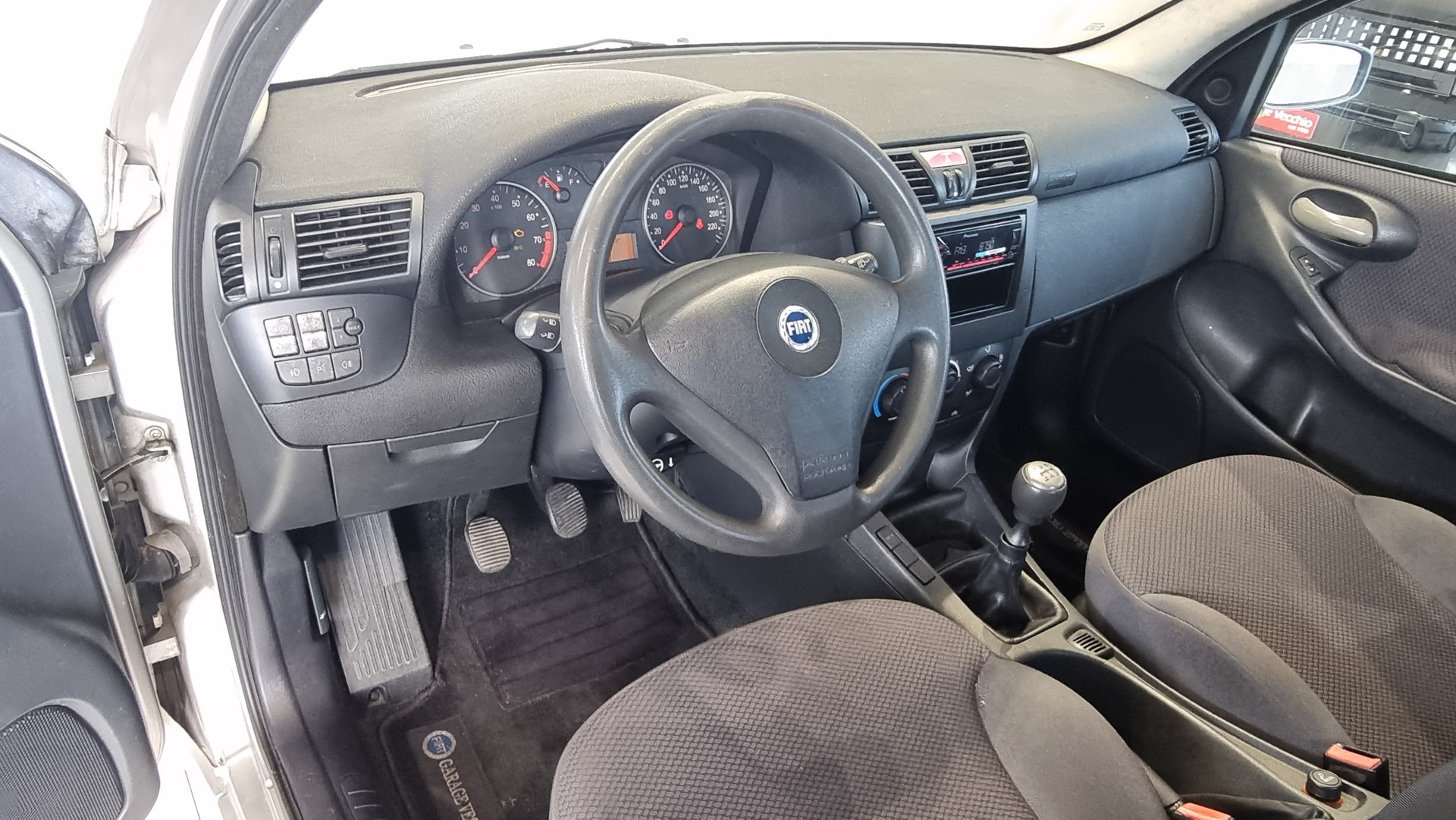FIAT Stilo 1.6 16V Swiss-image-11