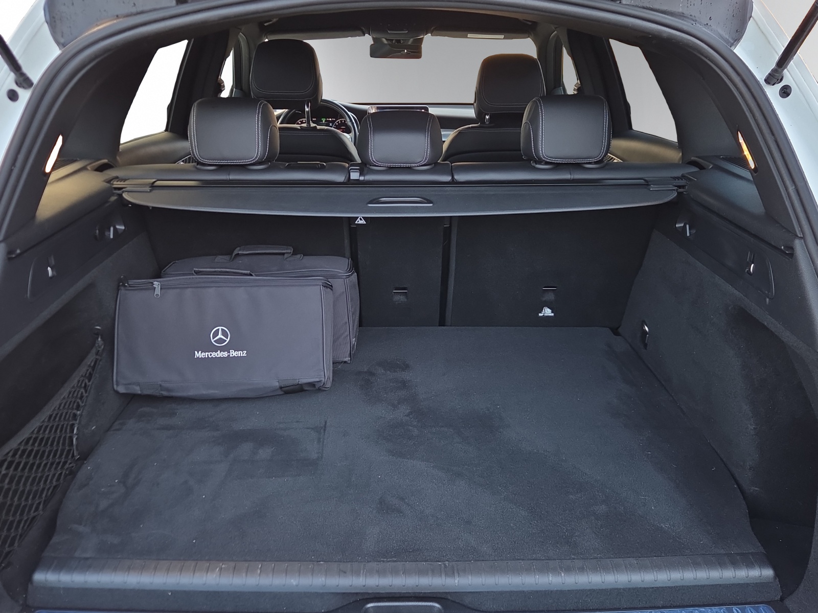 Image MERCEDES-BENZ GLC-300 GLC 300 e AMG Line 4Matic 9G-Tronic