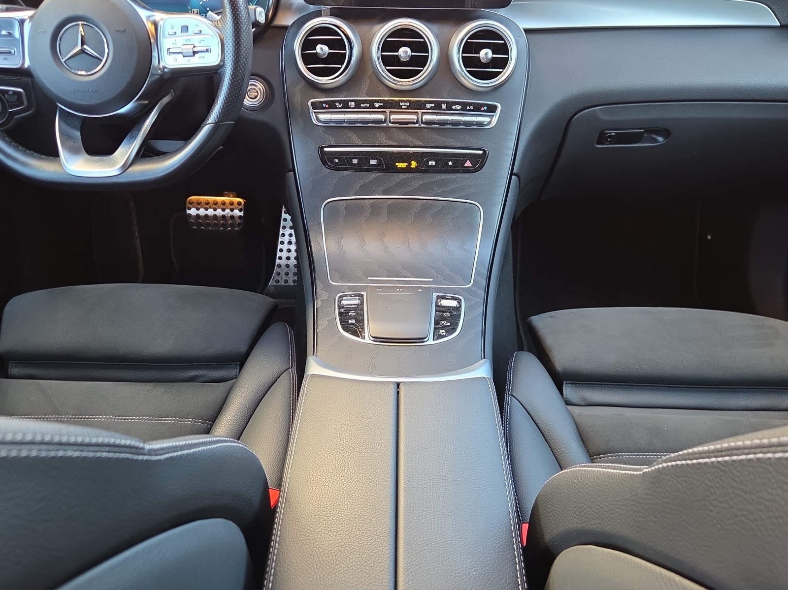 Image MERCEDES-BENZ GLC-300 GLC 300 e AMG Line 4Matic 9G-Tronic