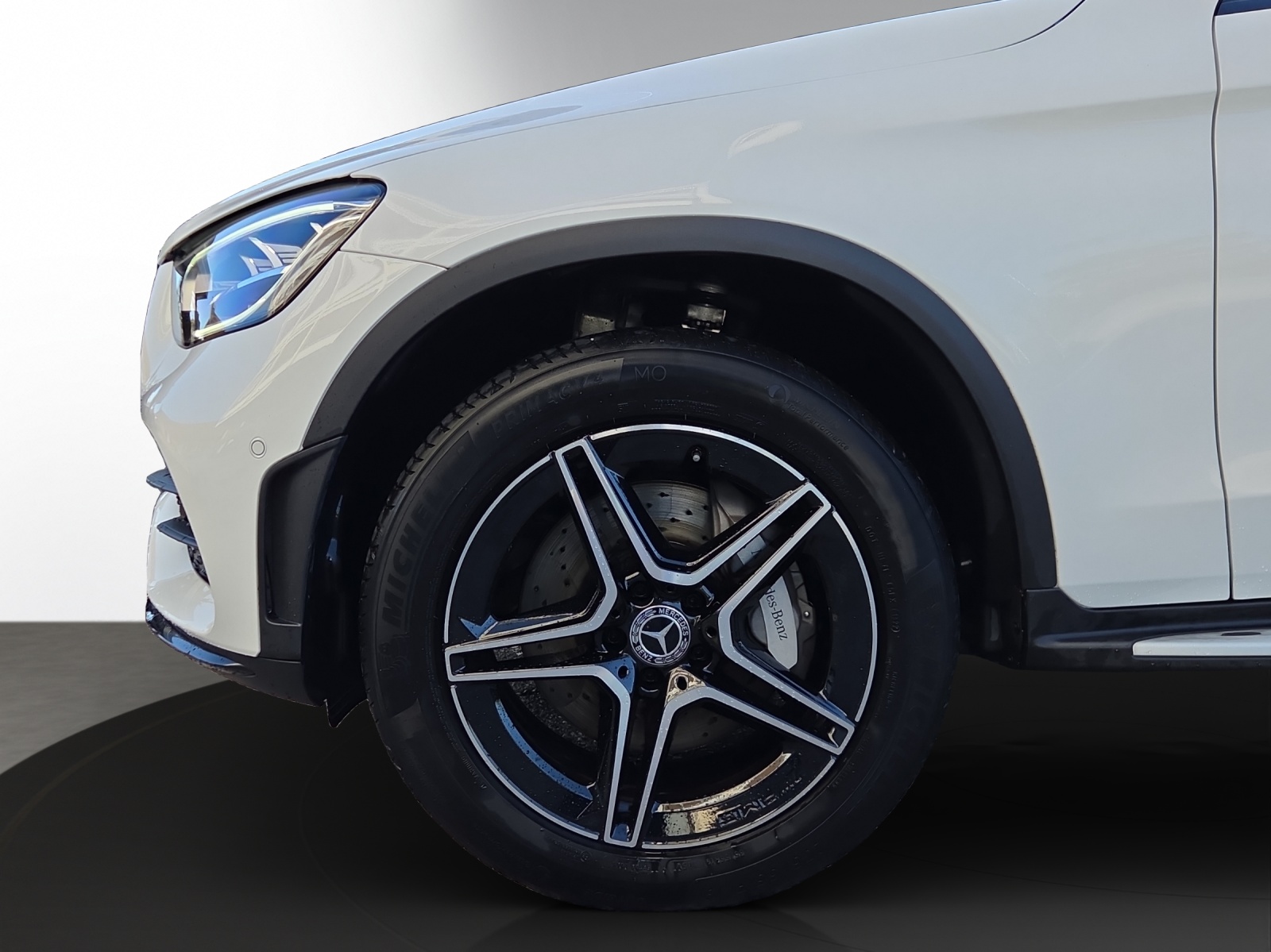 Image MERCEDES-BENZ GLC-300 GLC 300 e AMG Line 4Matic 9G-Tronic