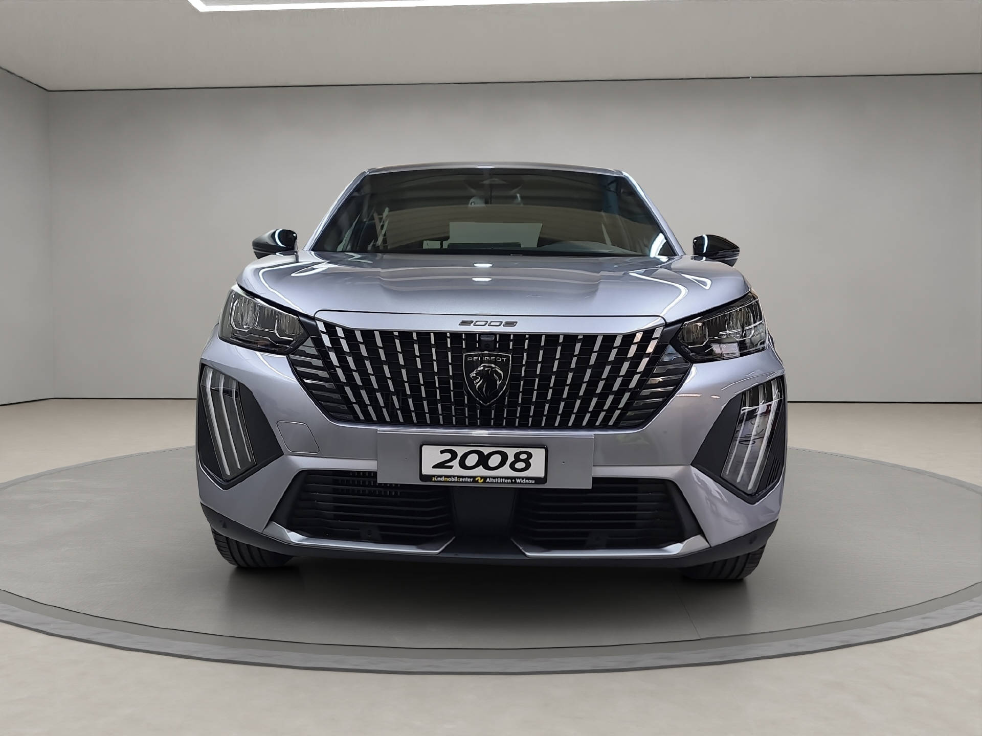 PEUGEOT 2008 1.2 Hybrid 145 Allure-image-4
