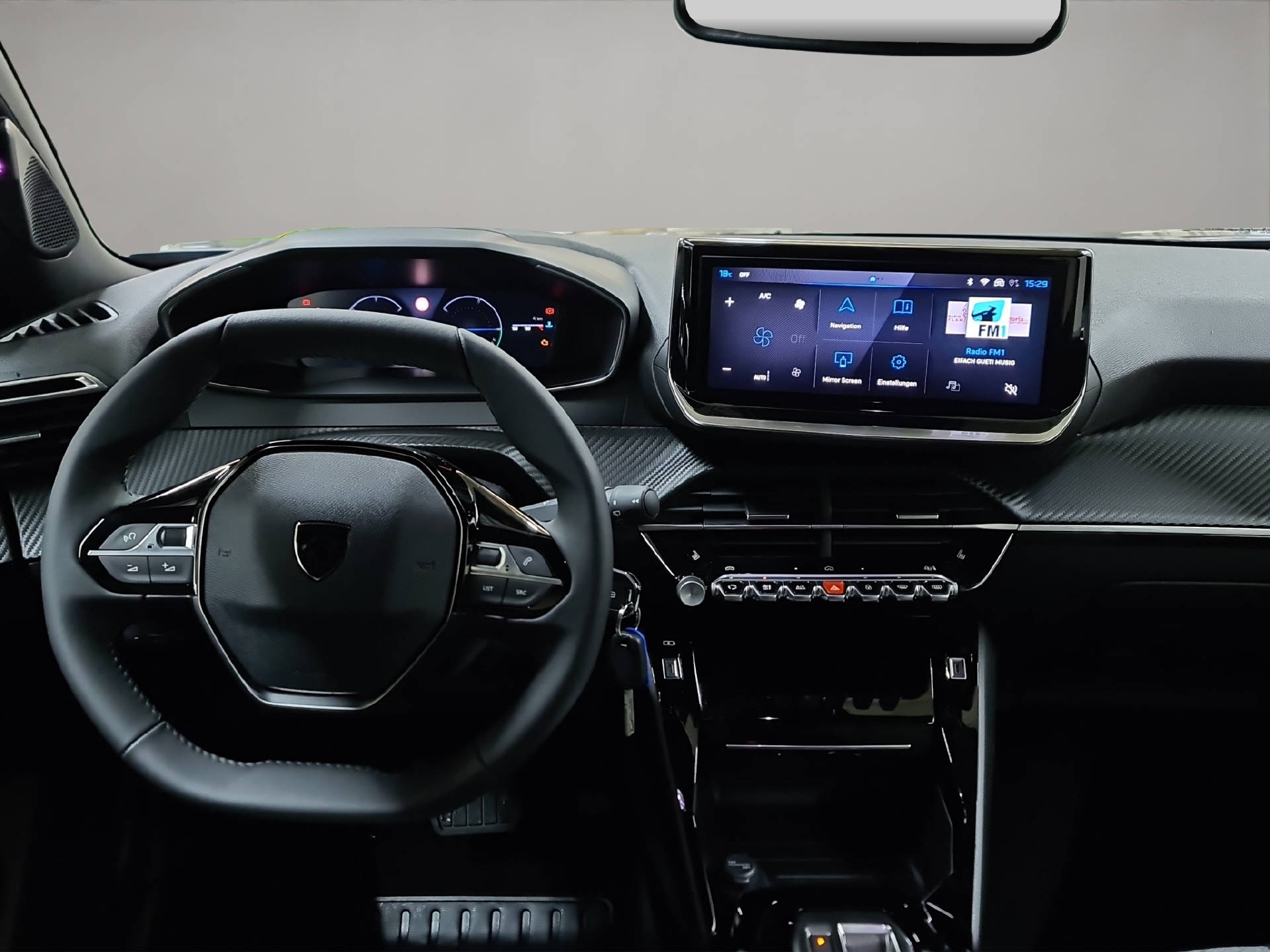 PEUGEOT 2008 1.2 Hybrid 145 Allure-image-6