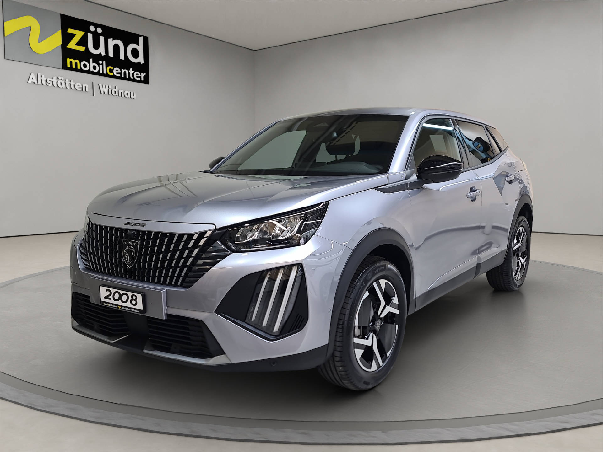 PEUGEOT 2008 1.2 Hybrid 145 Allure-image-0
