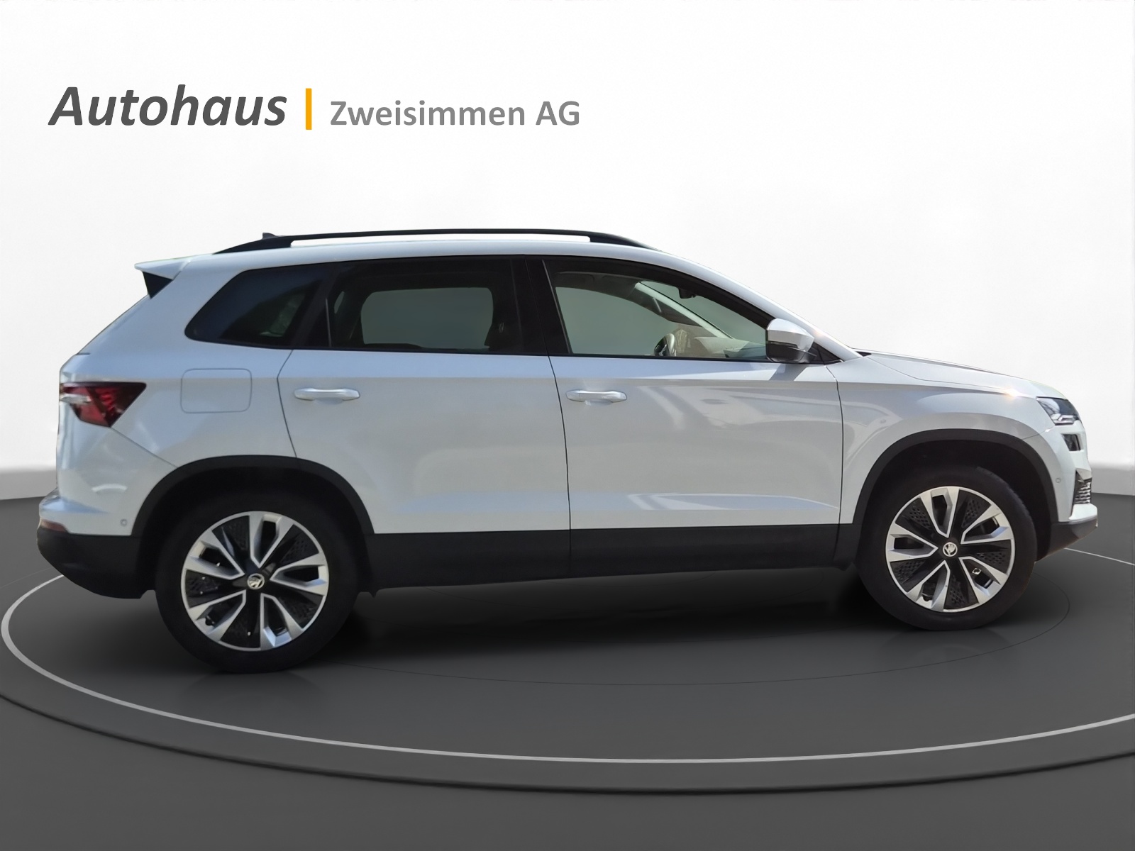 SKODA Karoq 2.0 TDI CR Style 4x4 DSG-image-6
