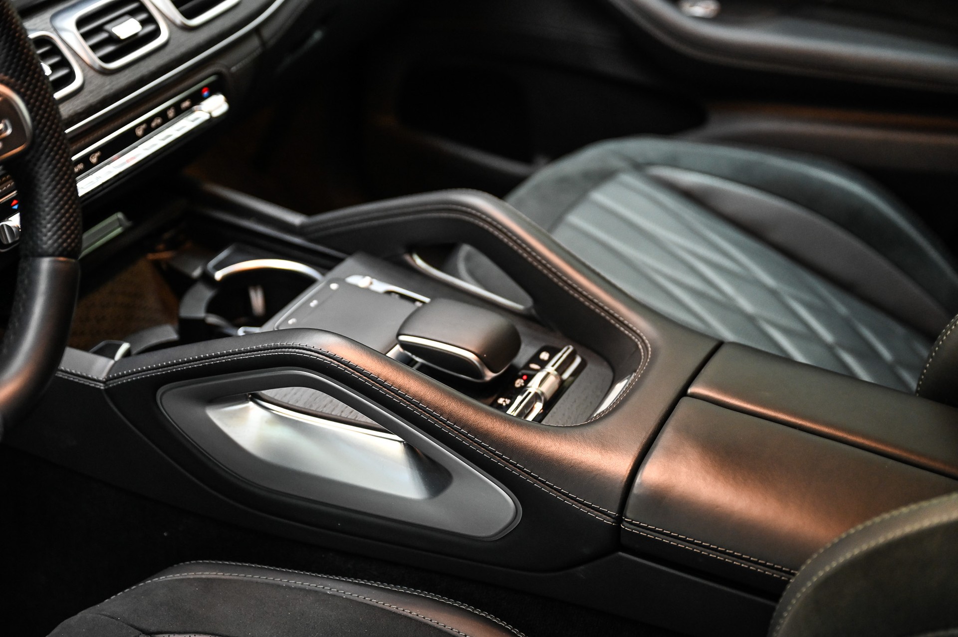 MERCEDES-BENZ GLE 53 AMG 4matic+-image-23