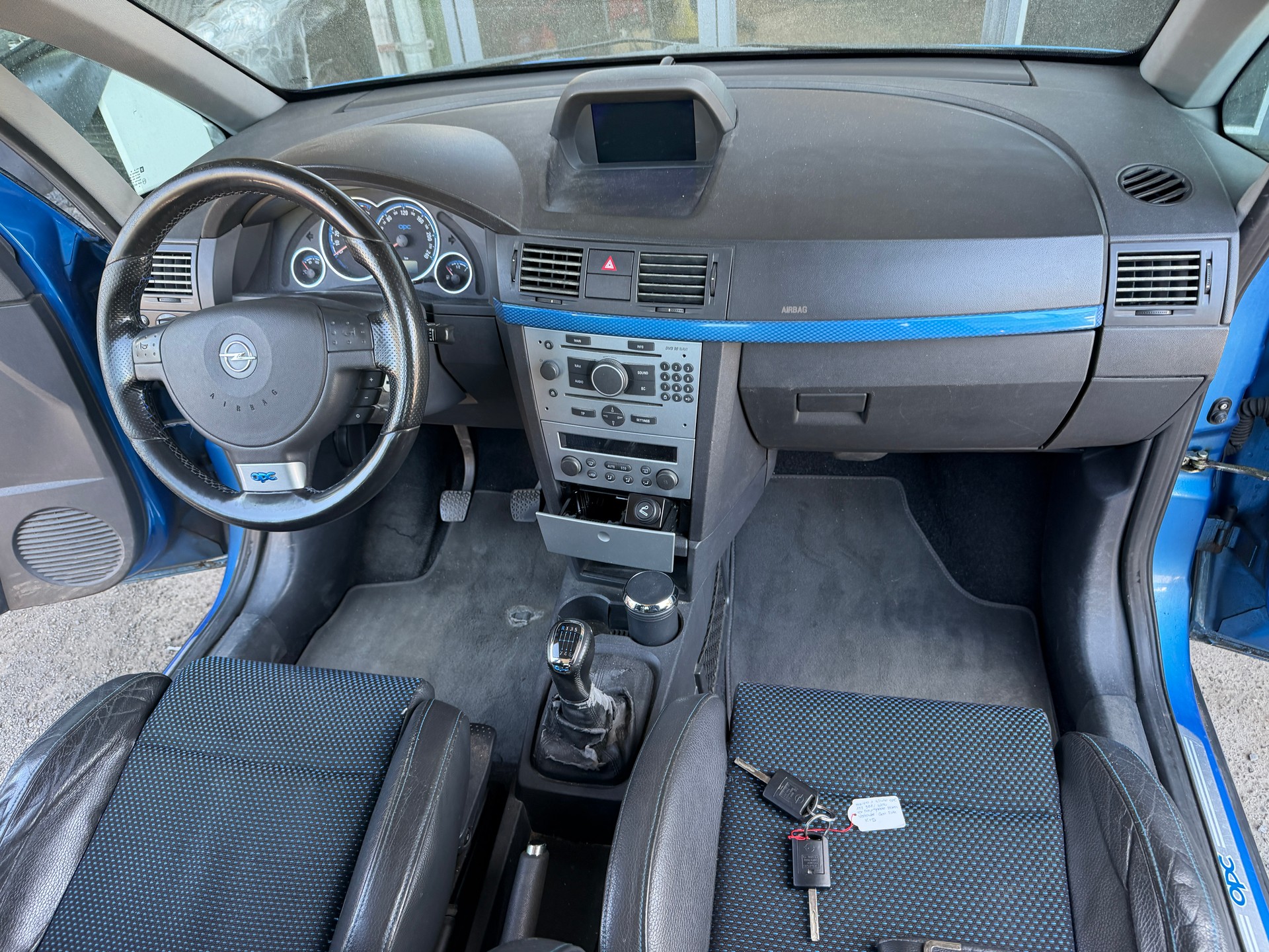 OPEL Meriva 1.6i 16V Turbo OPC-image-9