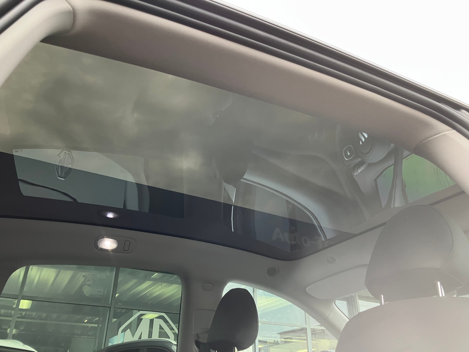 MG IM6 EV 100kWh Performance 20“-image-6