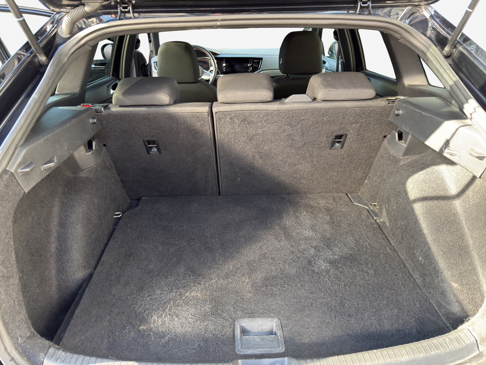 VW Taigo 1.0 TSI R-Line DSG-image-12