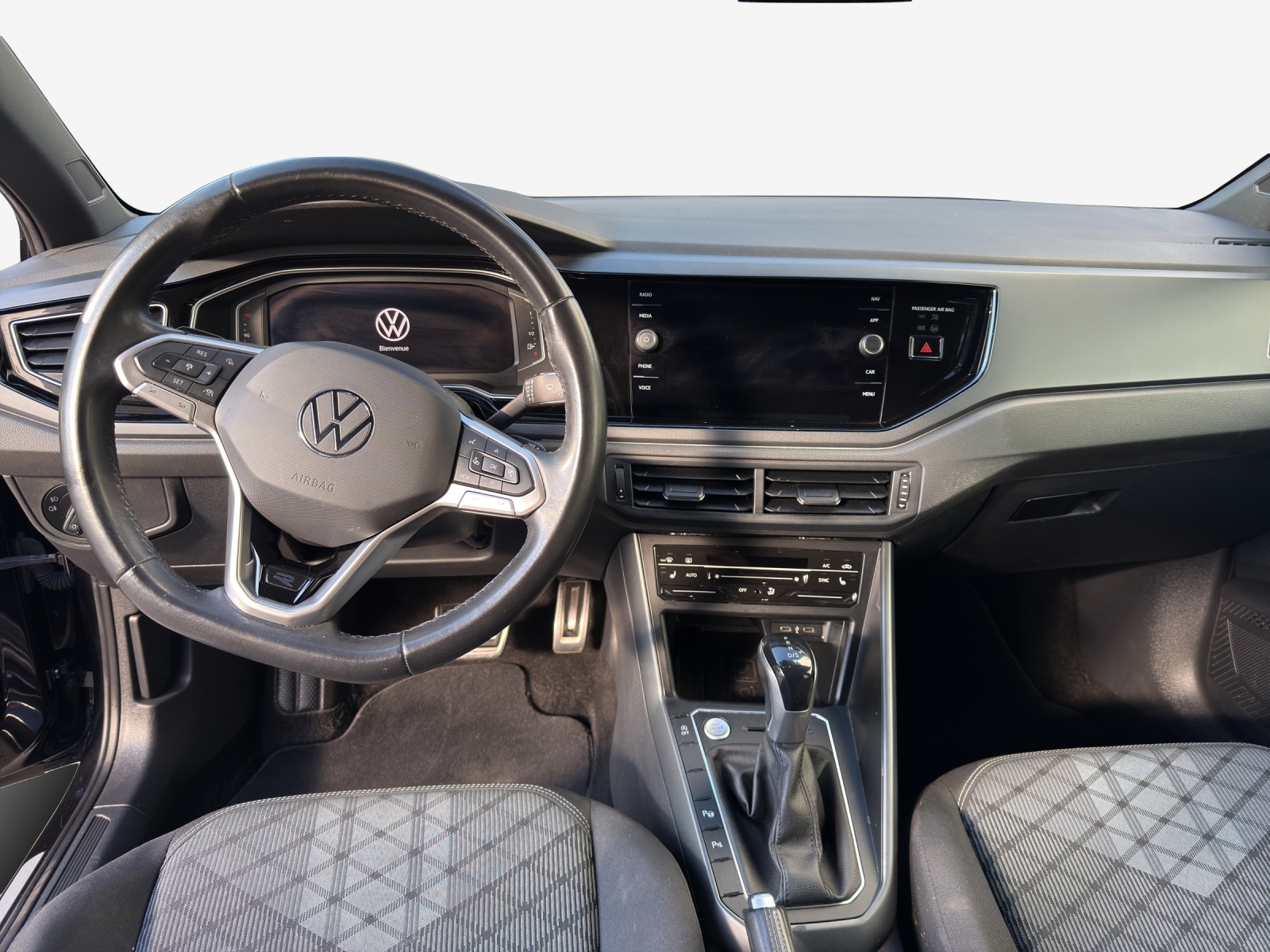VW Taigo 1.0 TSI R-Line DSG-image-8