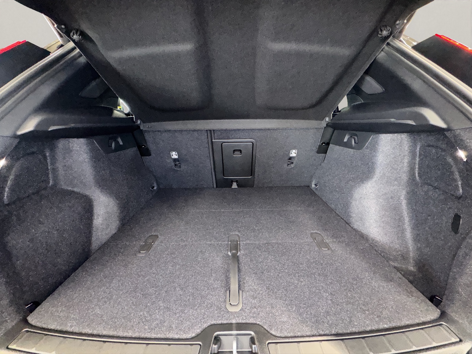 VOLVO EX40 Twin XCENTRIC Edition AWD-image-11