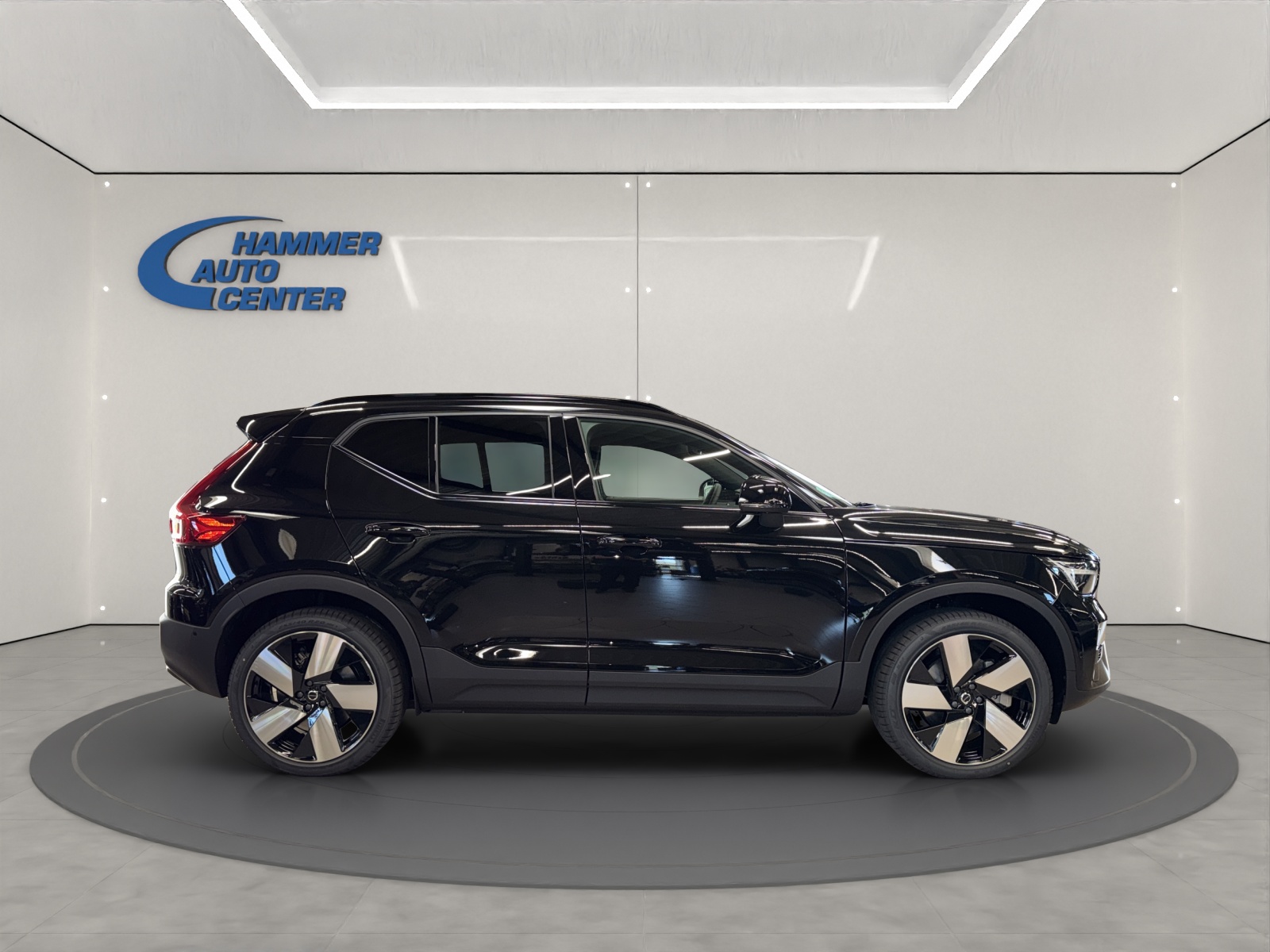 VOLVO EX40 Twin XCENTRIC Edition AWD-image-5