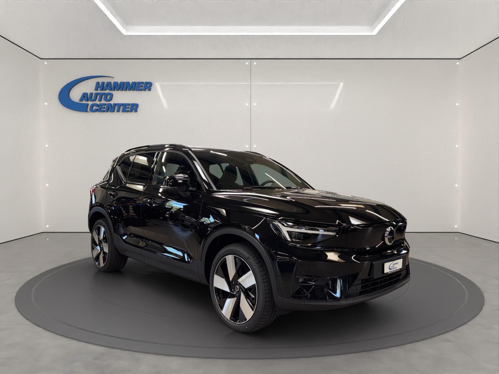 VOLVO EX40 Twin XCENTRIC Edition AWD-image-6