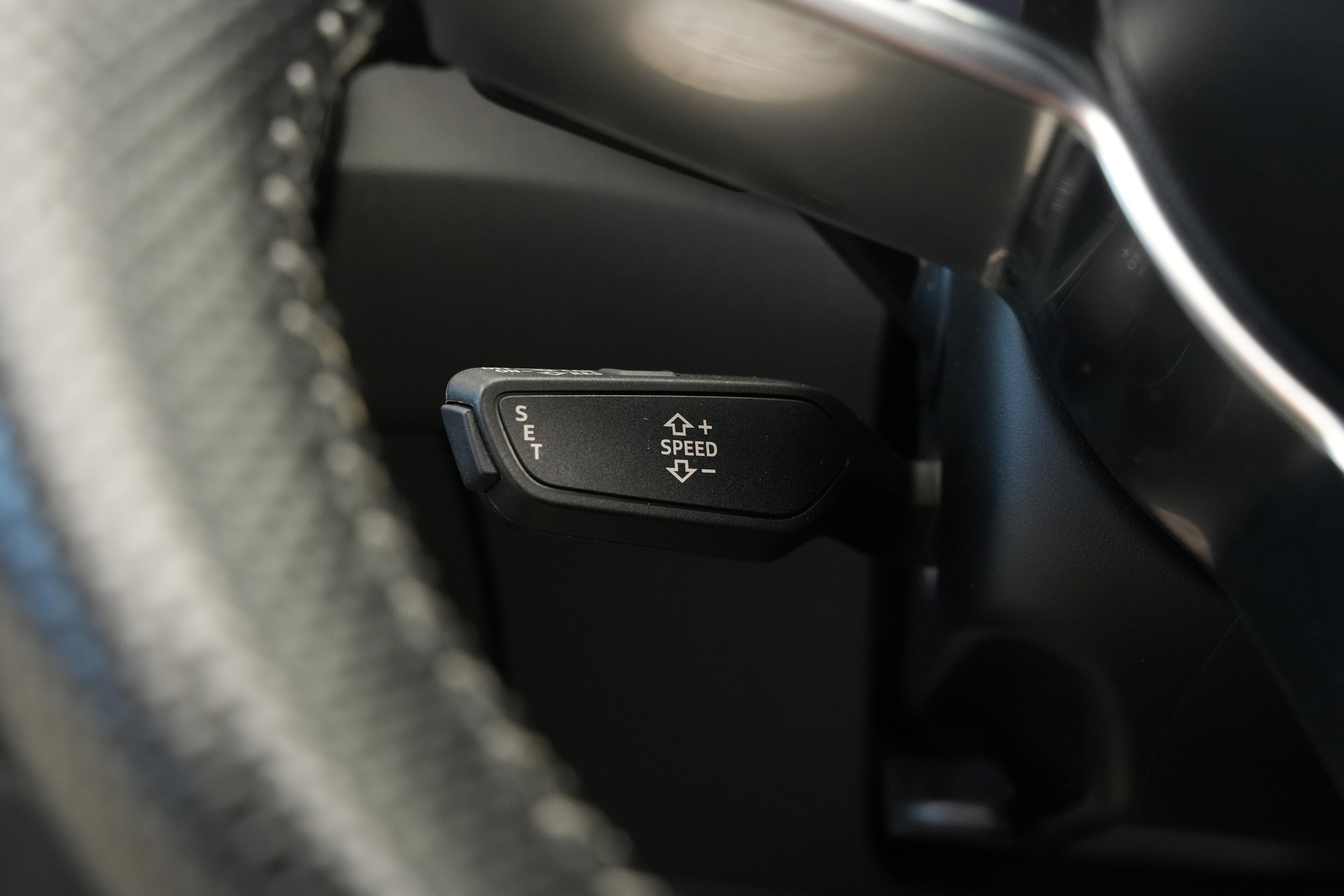AUDI TT Roadster 45 TFSI S-tronic quattro-image-37