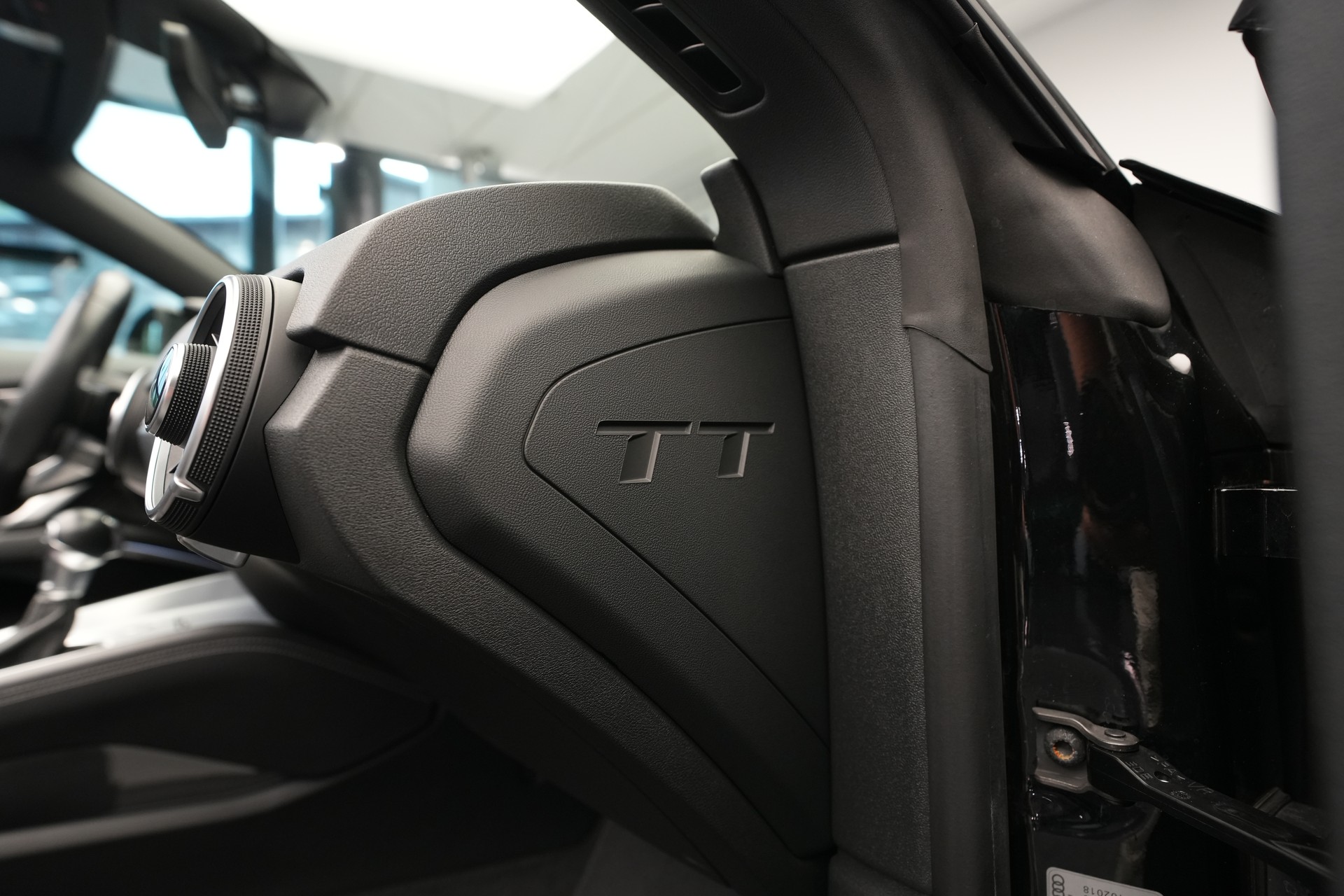 AUDI TT Roadster 45 TFSI S-tronic quattro-image-19