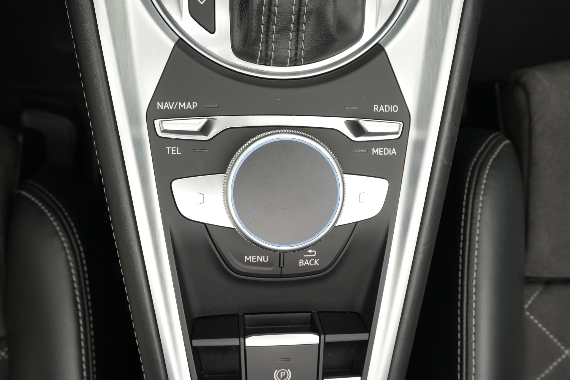 AUDI TT Roadster 45 TFSI S-tronic quattro-image-30