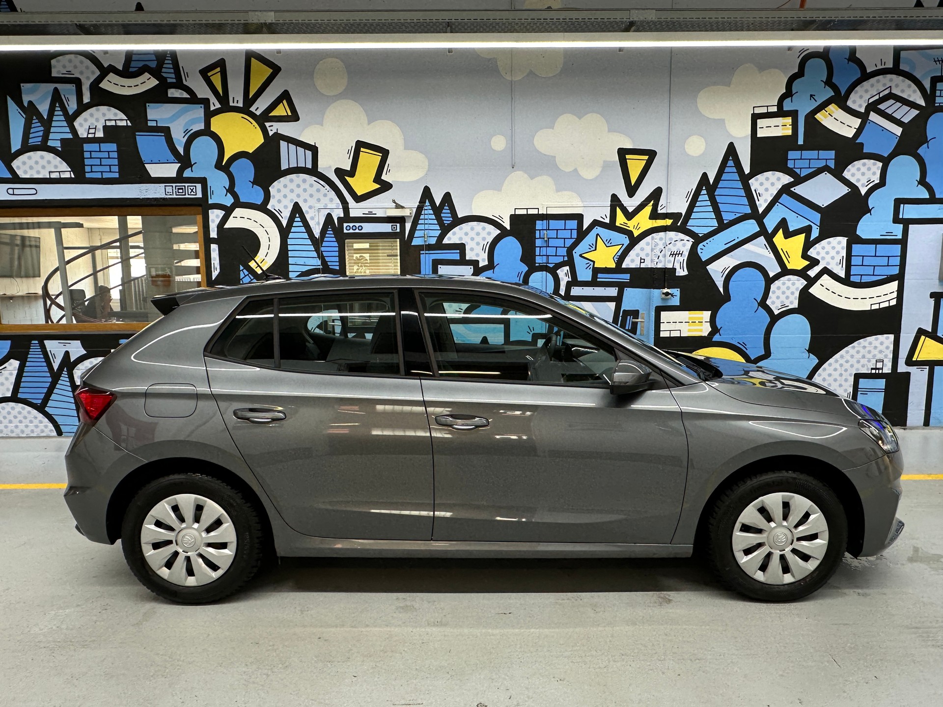 SKODA Fabia 1.0 MPI Essence-image-2