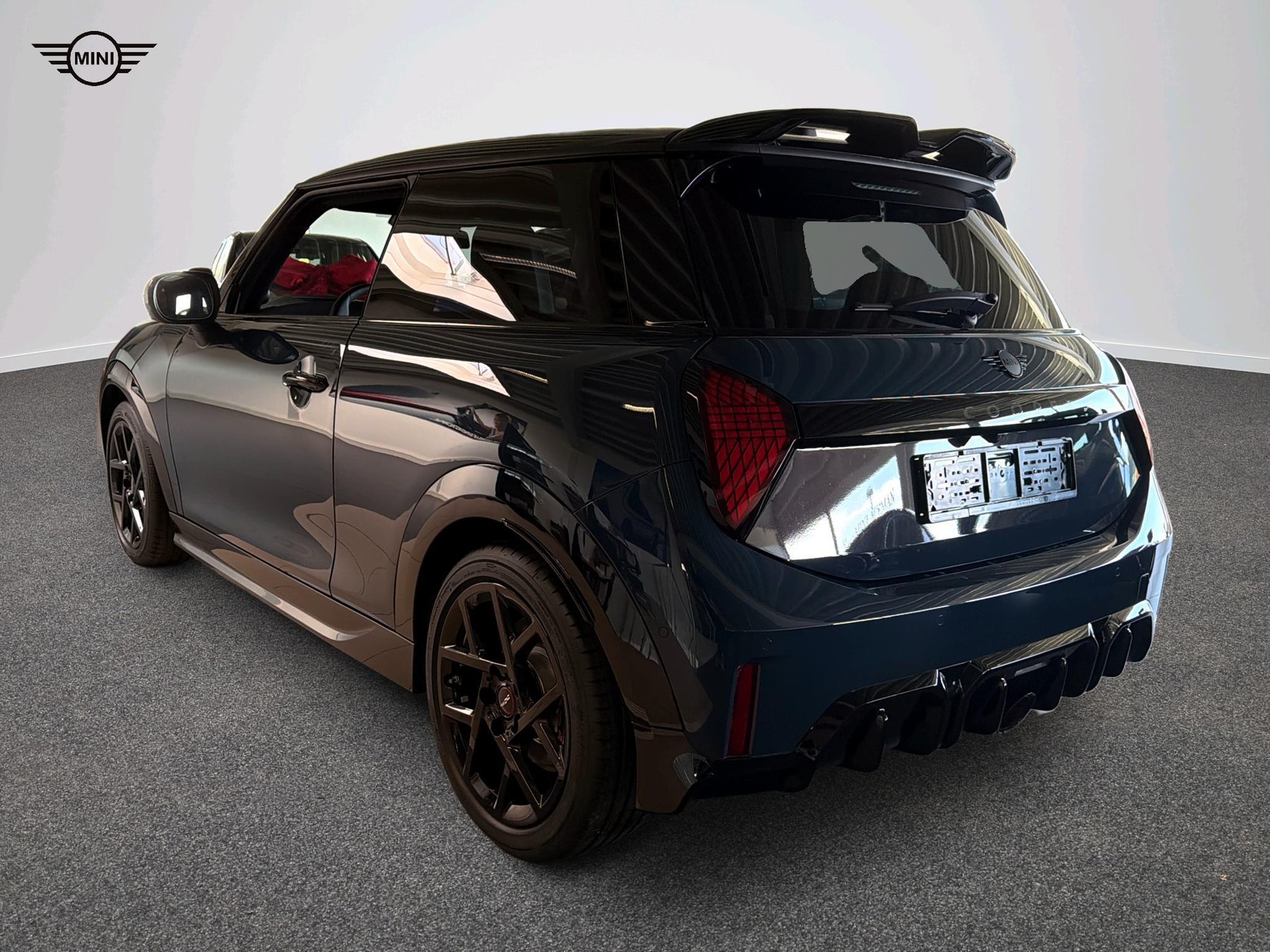 MINI John Cooper Works-image-8