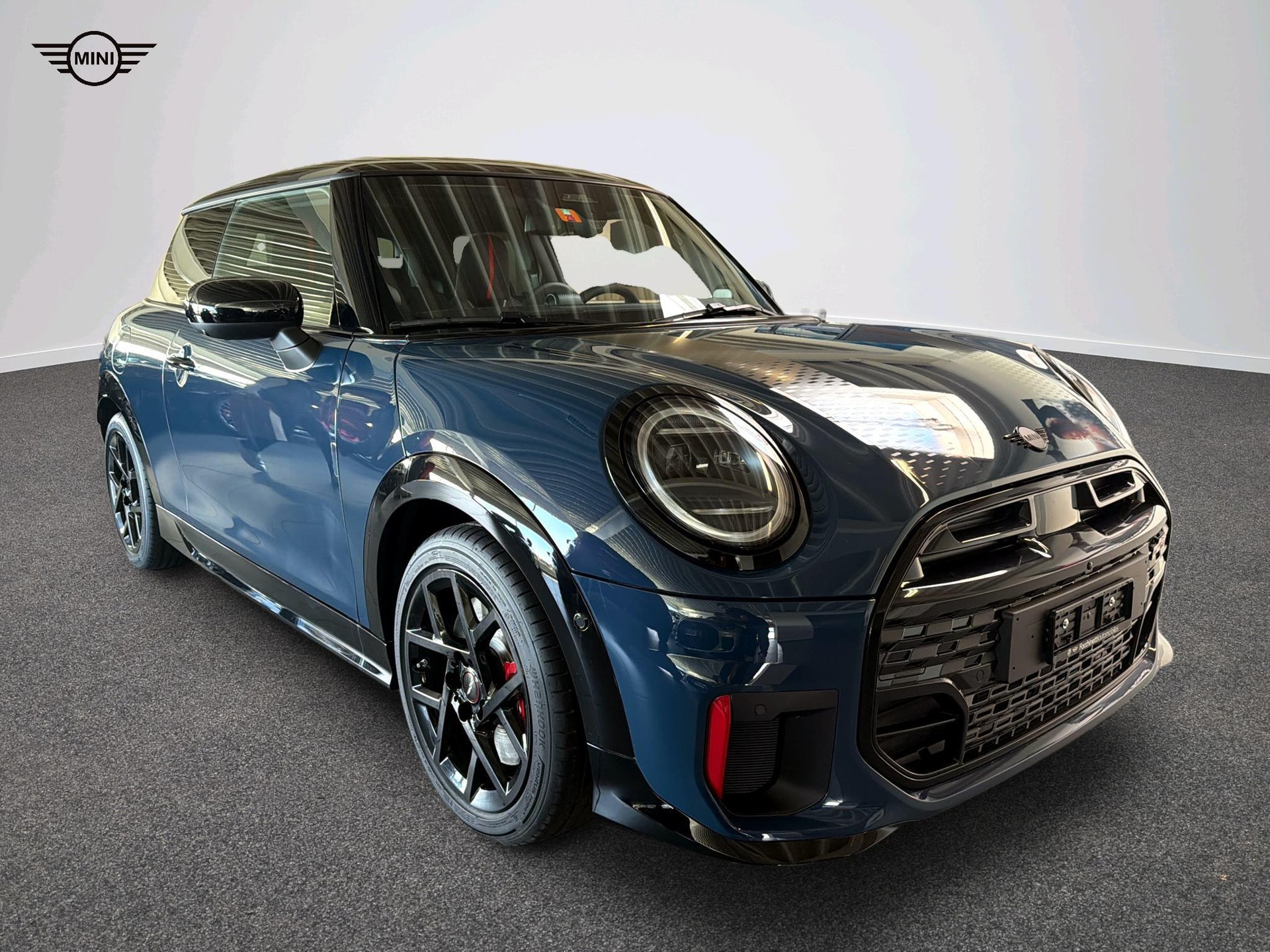 MINI John Cooper Works-image-23