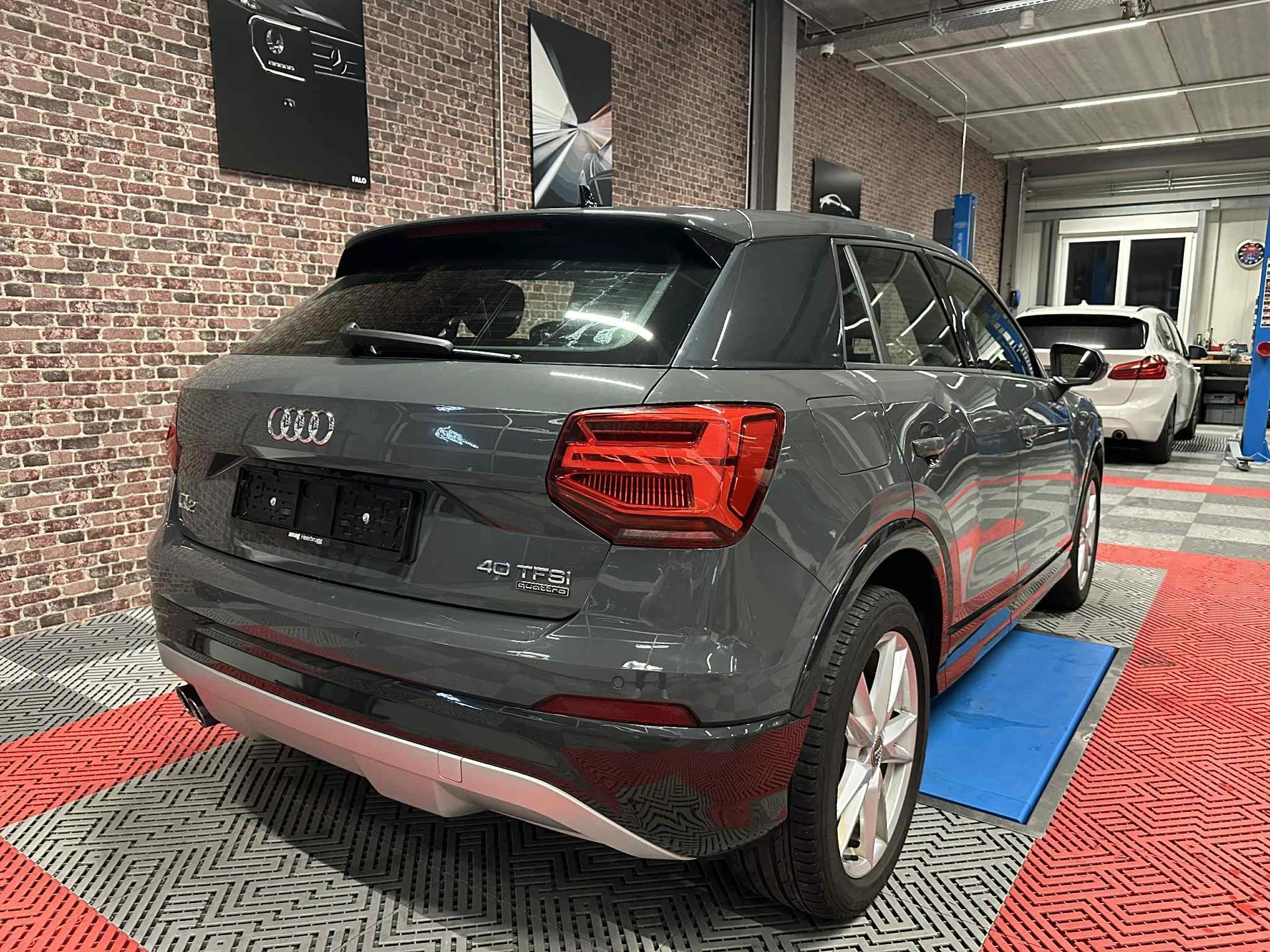 AUDI Q2 40 TFSI Sport quattro S-tronic-image-3