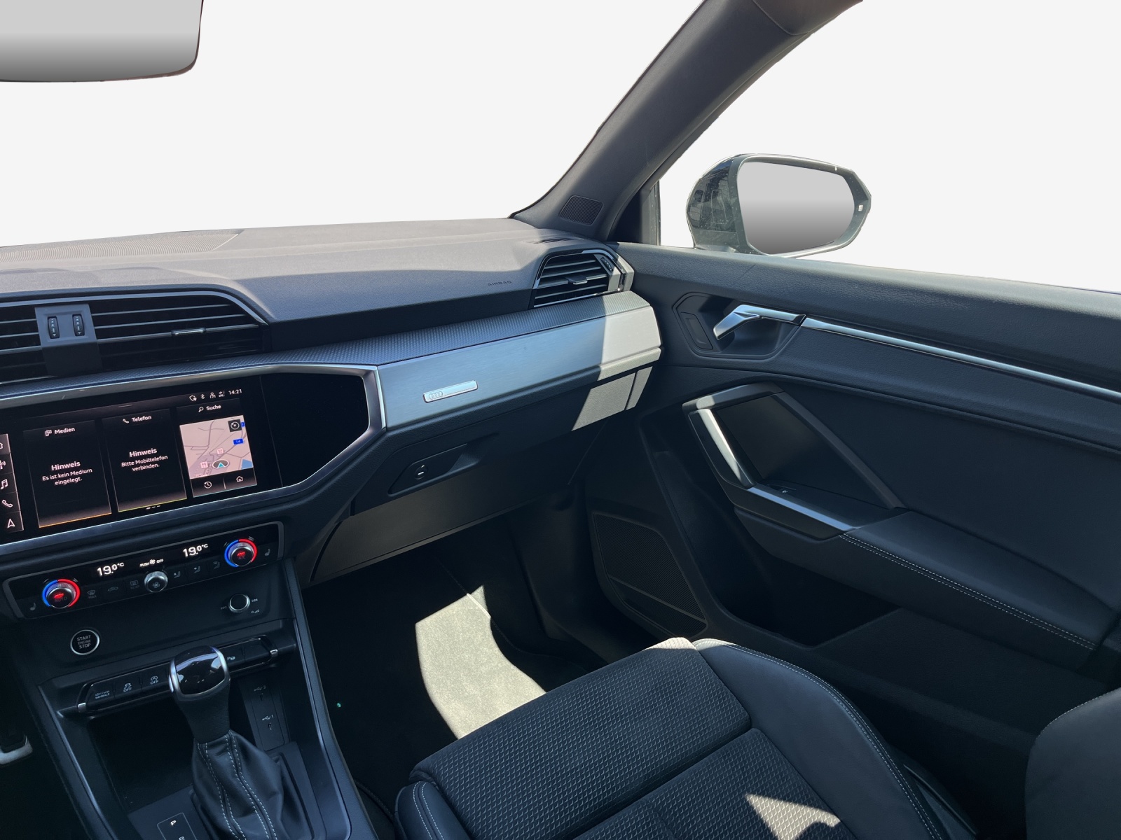AUDI Q3 Sportback 35 TFSI S line Attraction S-tronic-image-10