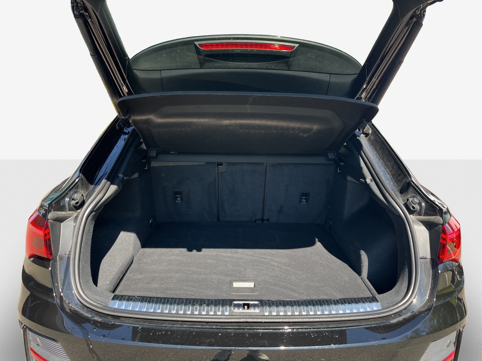 AUDI Q3 Sportback 35 TFSI S line Attraction S-tronic-image-12