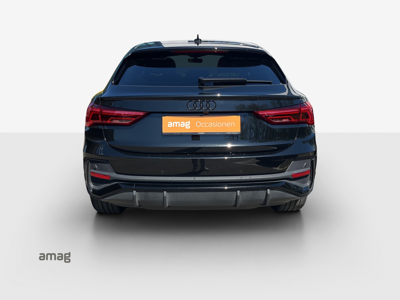 AUDI Q3 Sportback 35 TFSI S line Attraction S-tronic-image-3