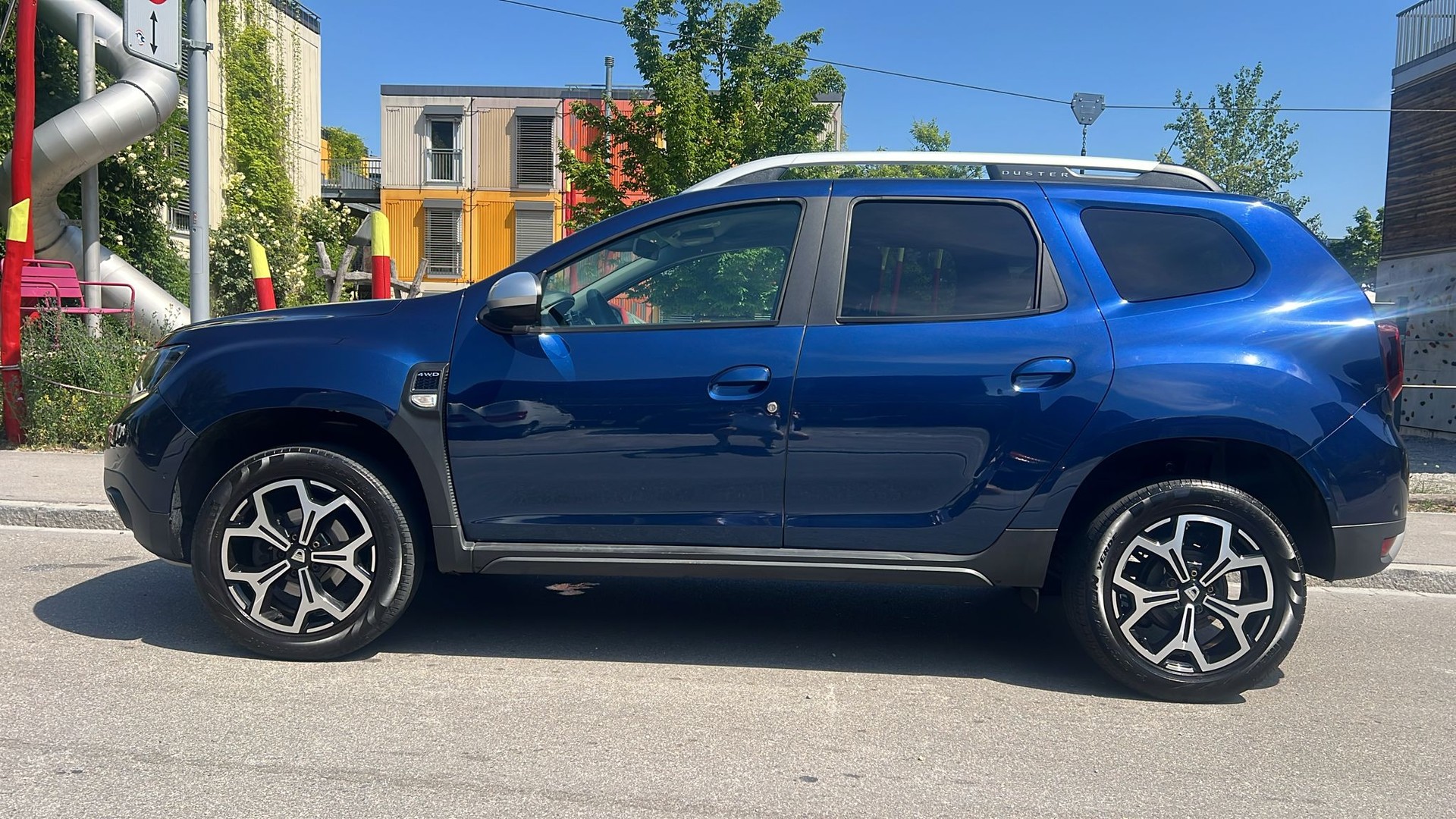 DACIA Duster TCe 125 Prestige 4x4-showroom-element-3