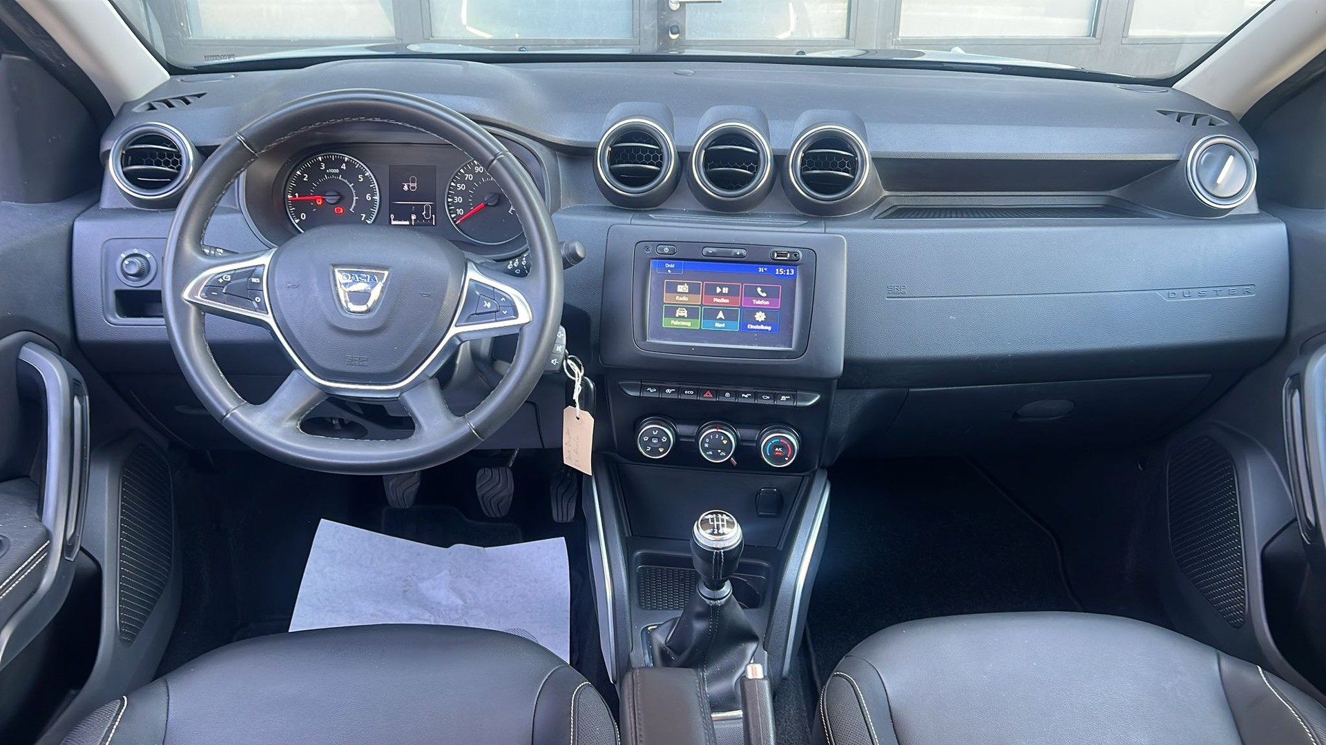 DACIA Duster TCe 125 Prestige 4x4-image-8