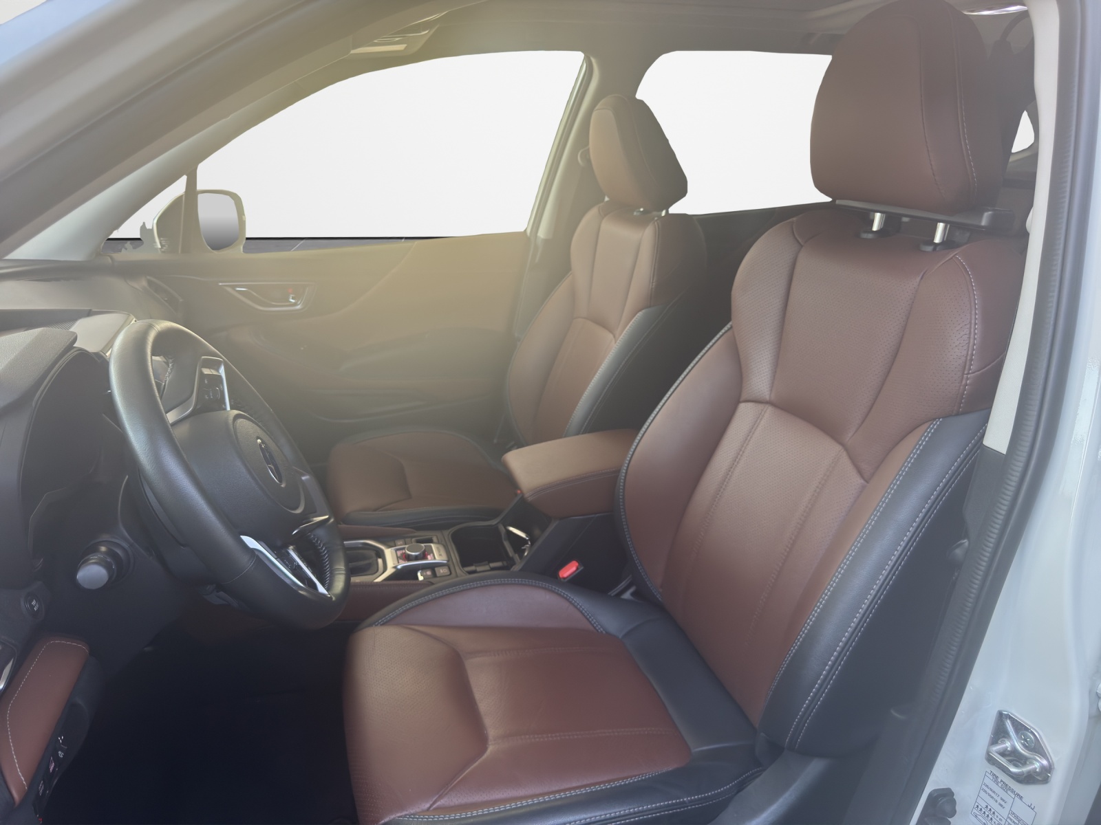 SUBARU Forester Station 2.0i e-Boxer Luxury-image-9