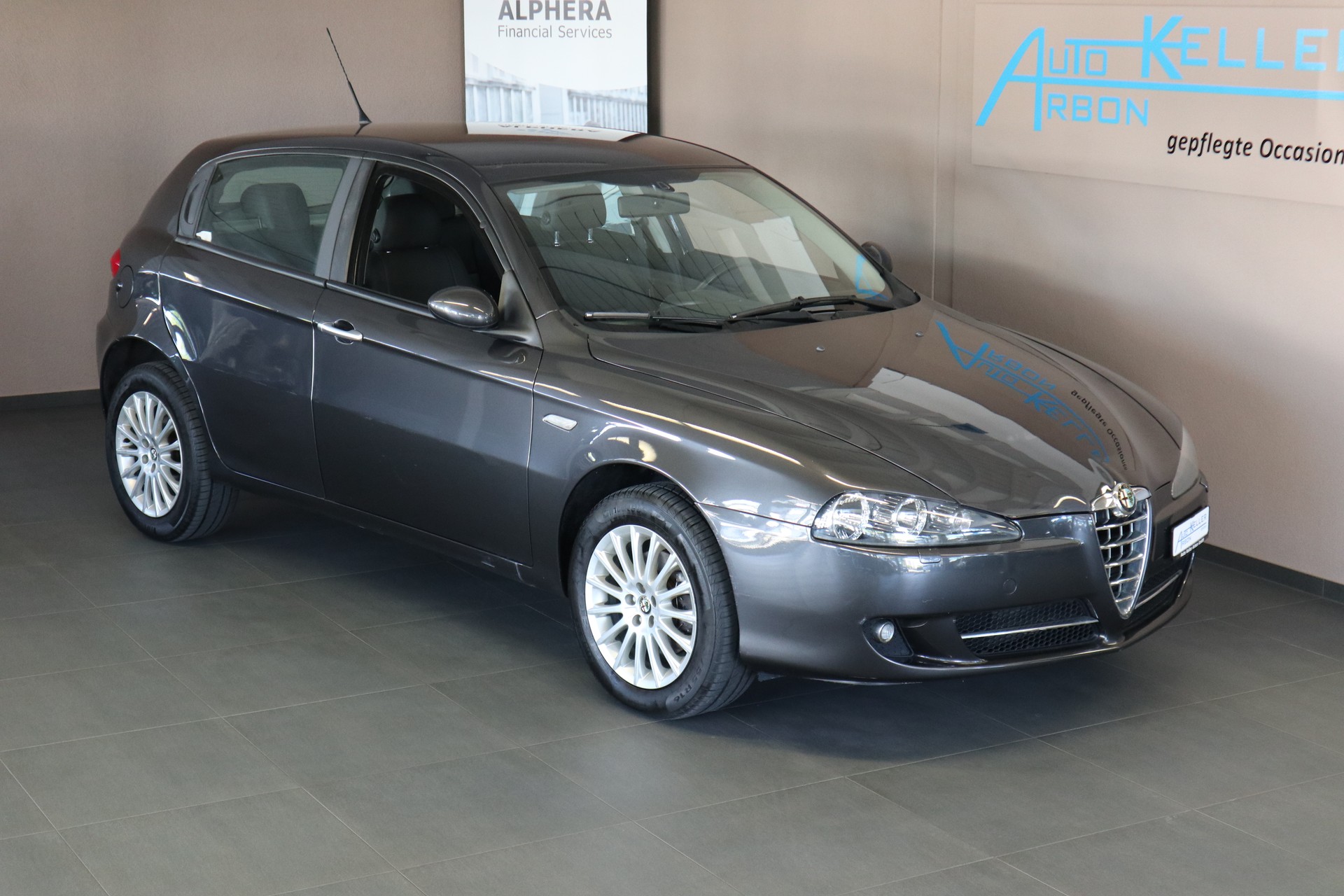 ALFA ROMEO 147 2.0 TS 16V Distinctive-image-1