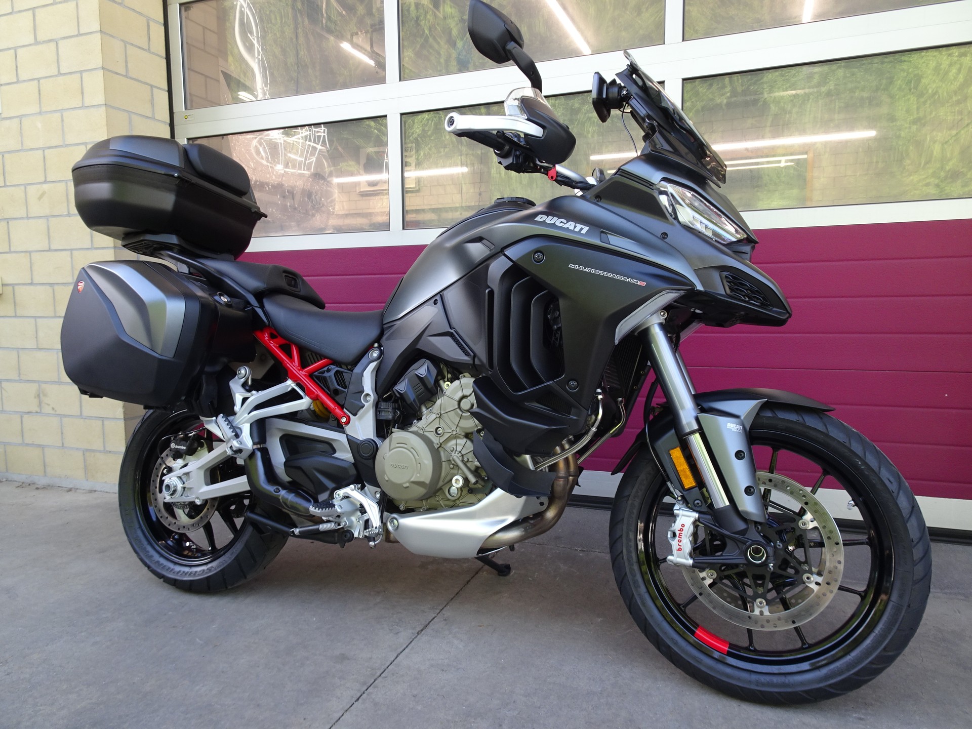 DUCATI Multistrada V4 S Travel & Radar-image-10